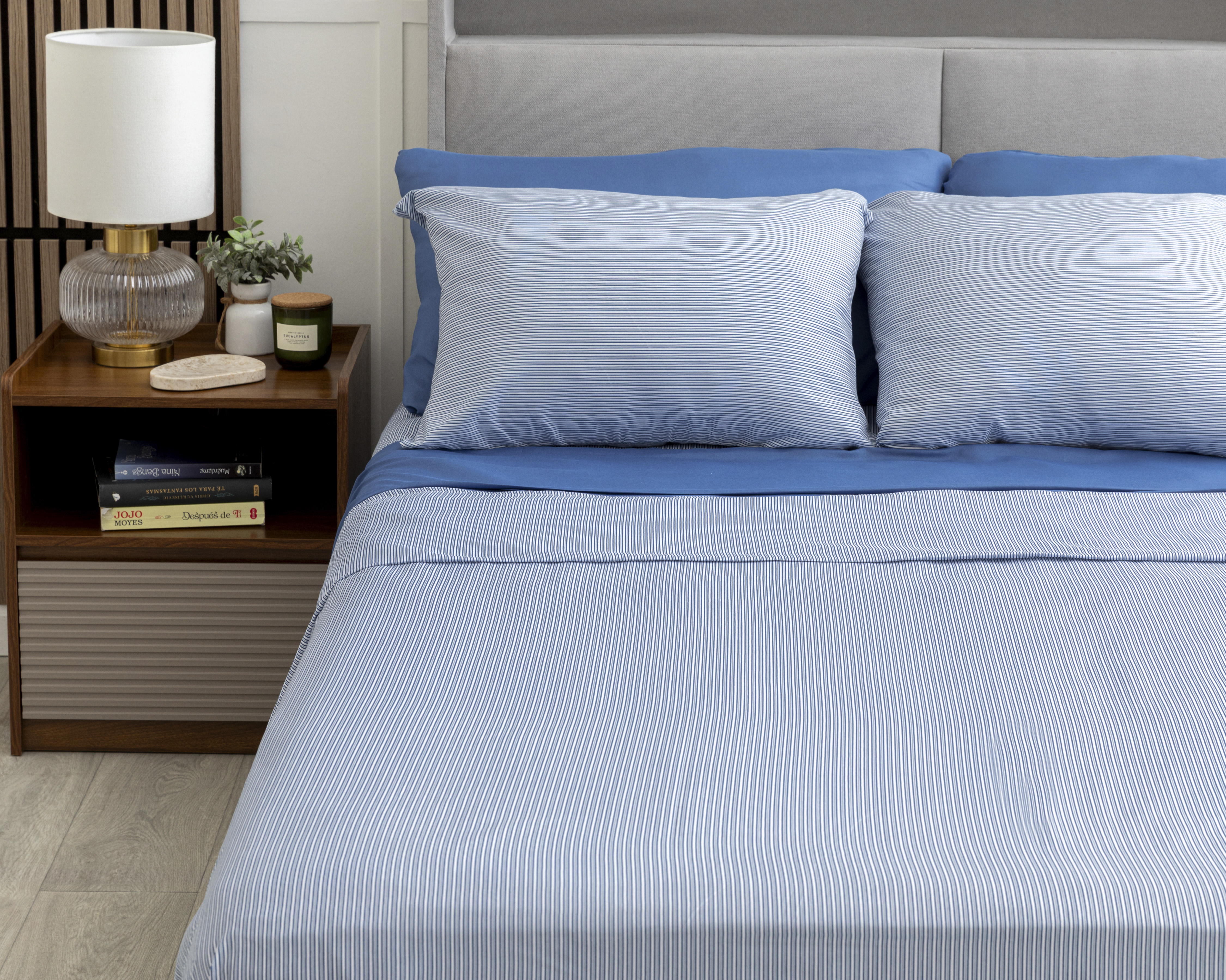 Sábana Matrimonial con Funda para Almohada Starhaus Hana King Azul 6 Piezas