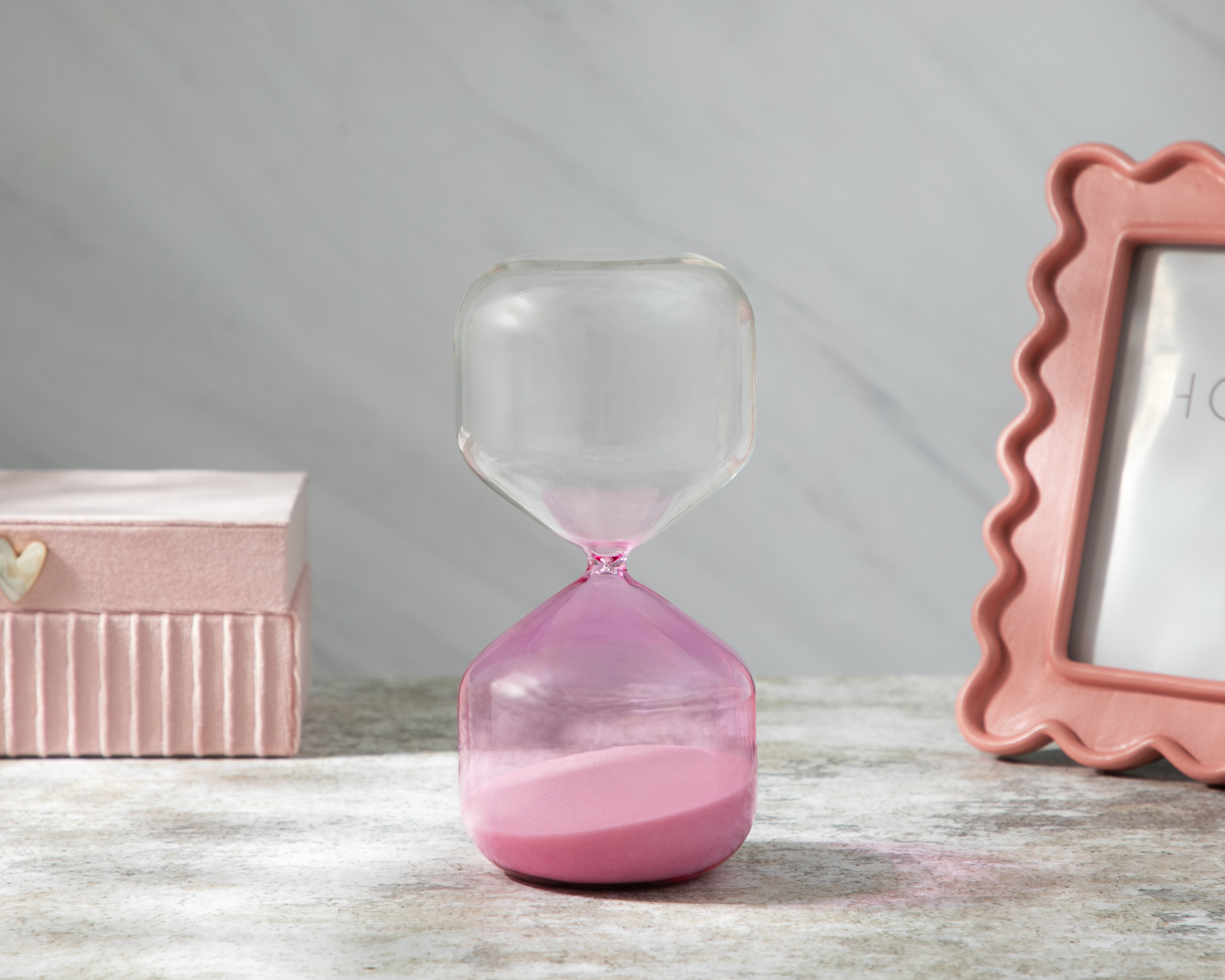 Foto 5 pulgar | Foto 4 | Escultura Reloj de Arena Nuezal de Vidrio