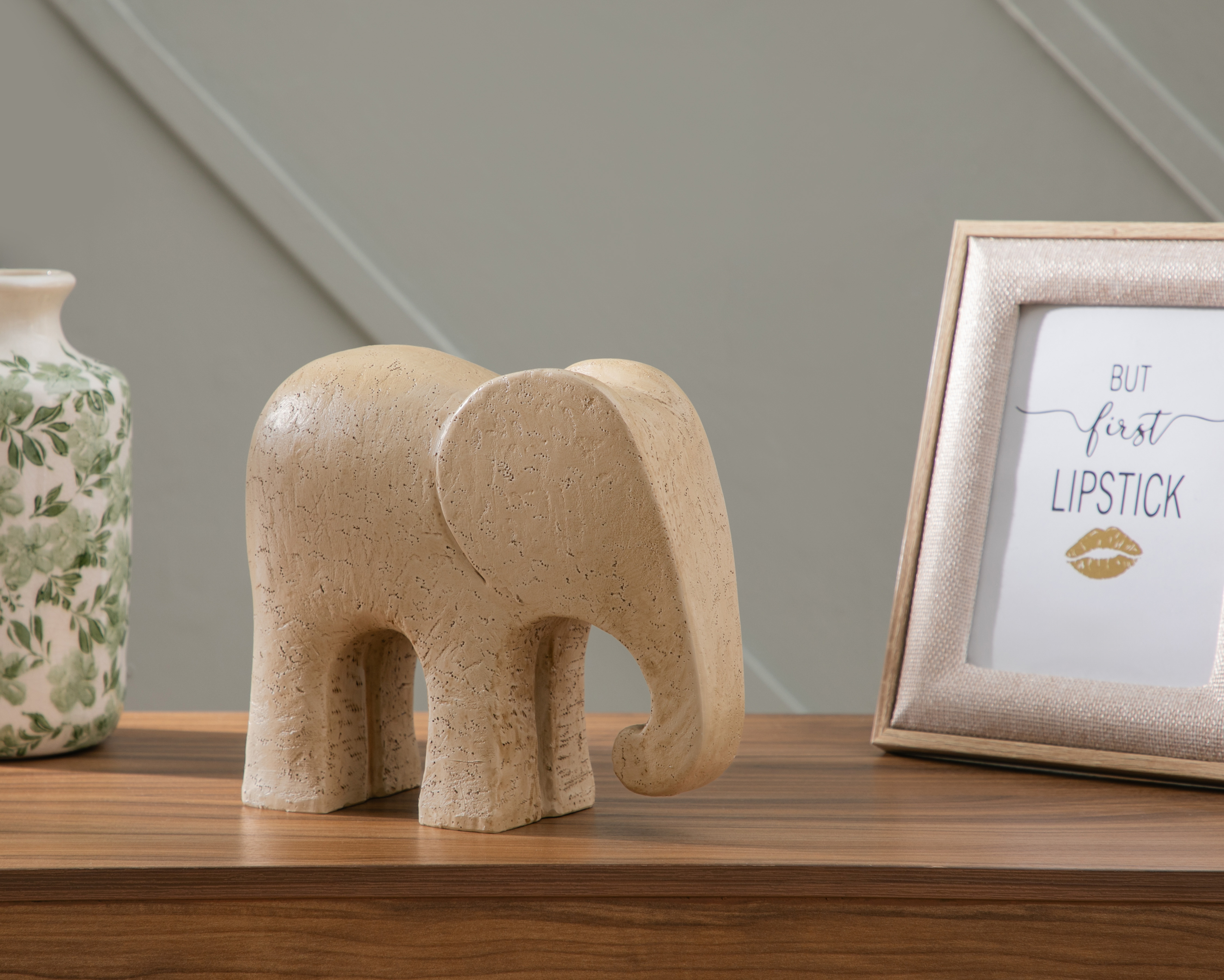 Foto 6 pulgar | Foto 5 | Escultura de Elefante Liah de Poliresina