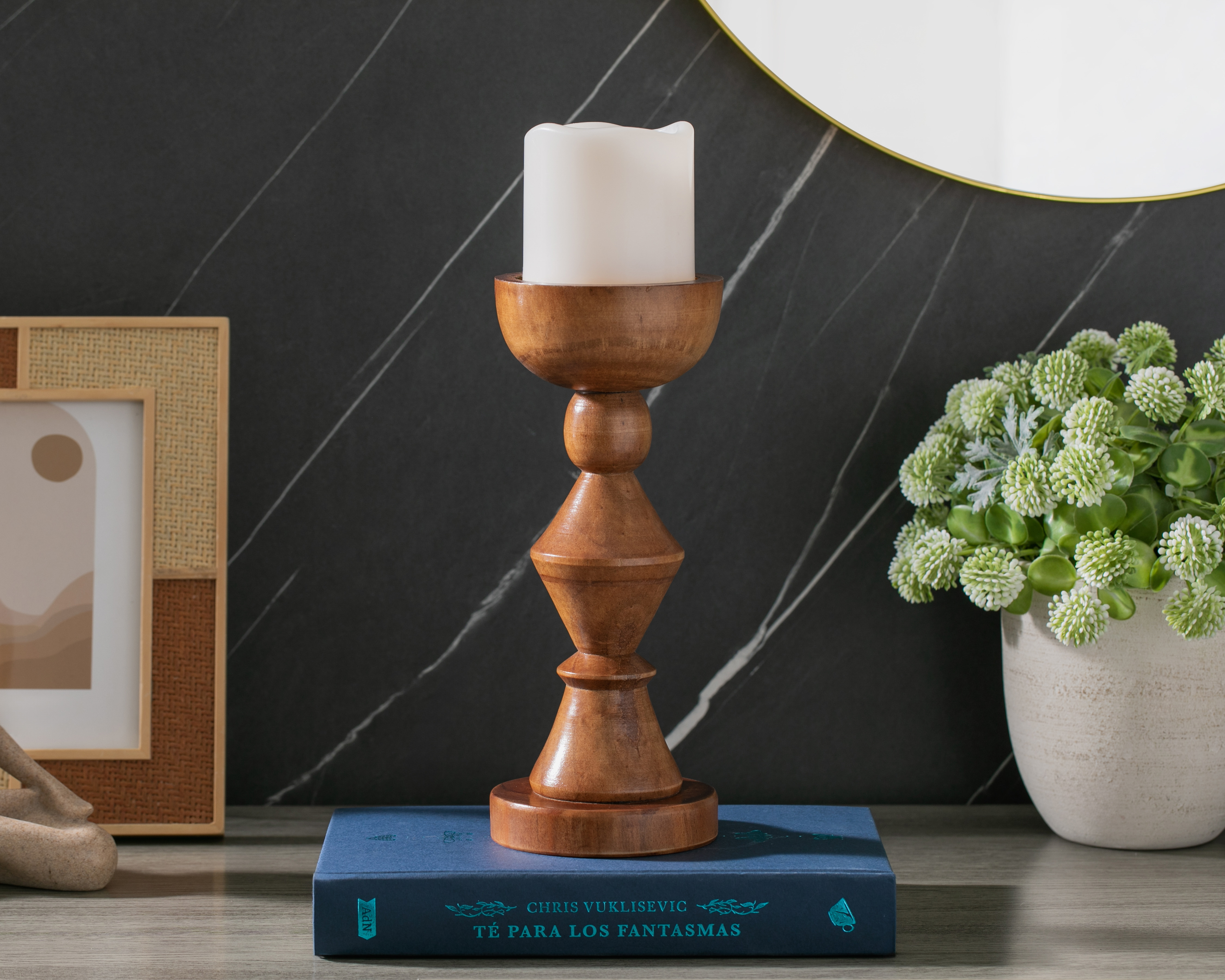 Foto 4 | Foto 4 | Candelabro Dickran de Madera