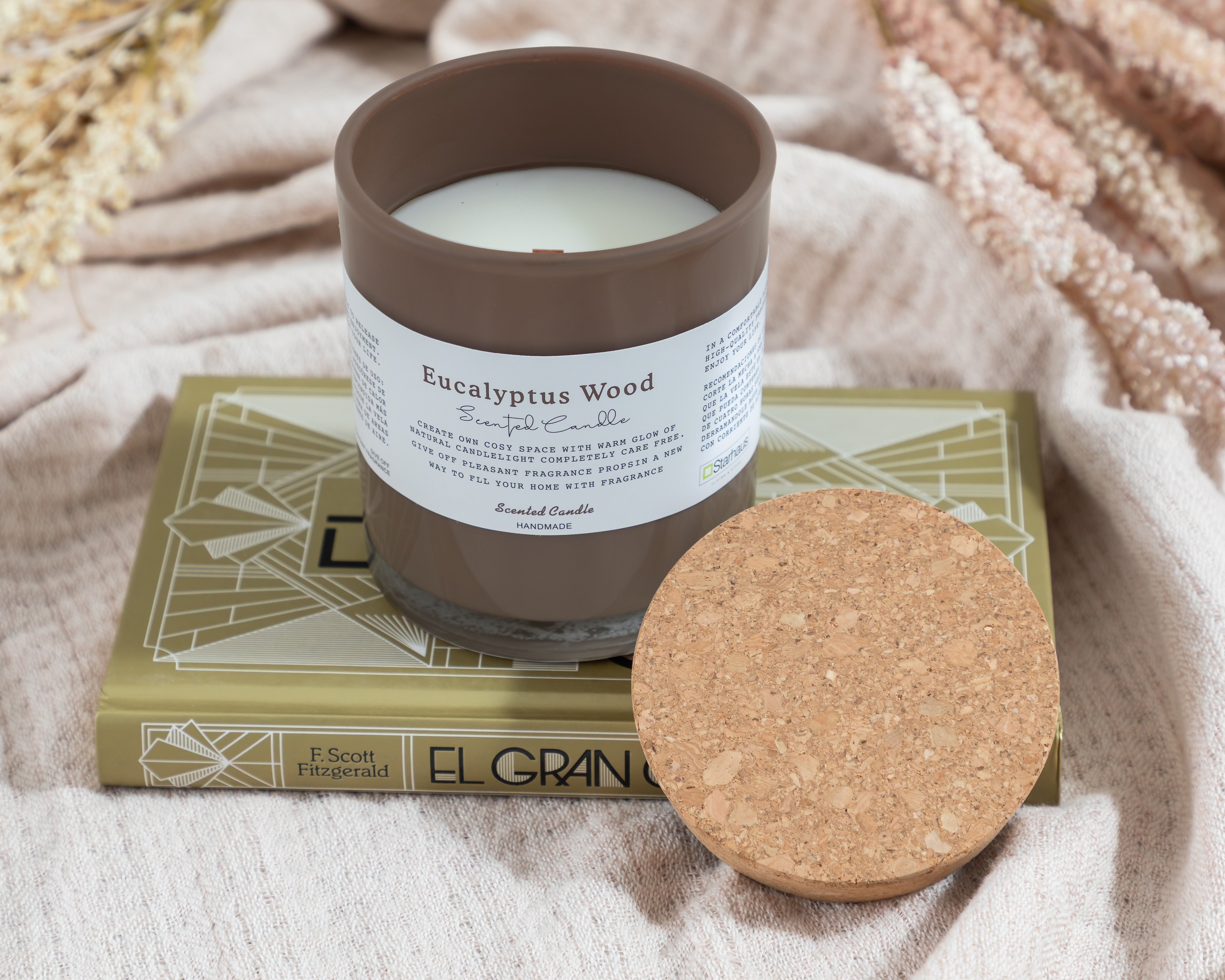 Foto 5 pulgar | Foto 4 | Vela Aromática Eucalyptus Wood