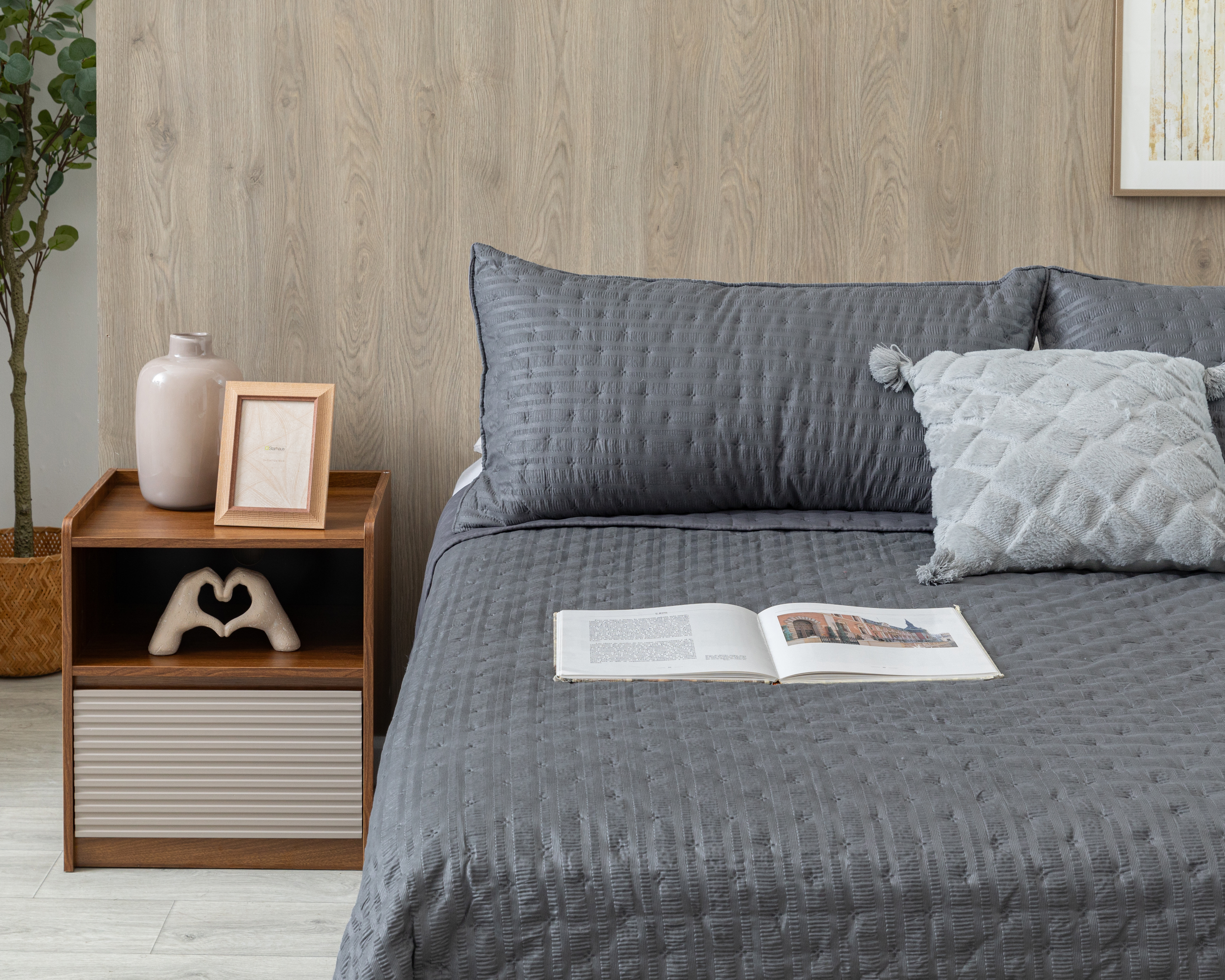 Foto 2 pulgar | Foto 1 | Colcha King Size con Fundas para Almohada Starhaus Arabella Gris 3 Piezas