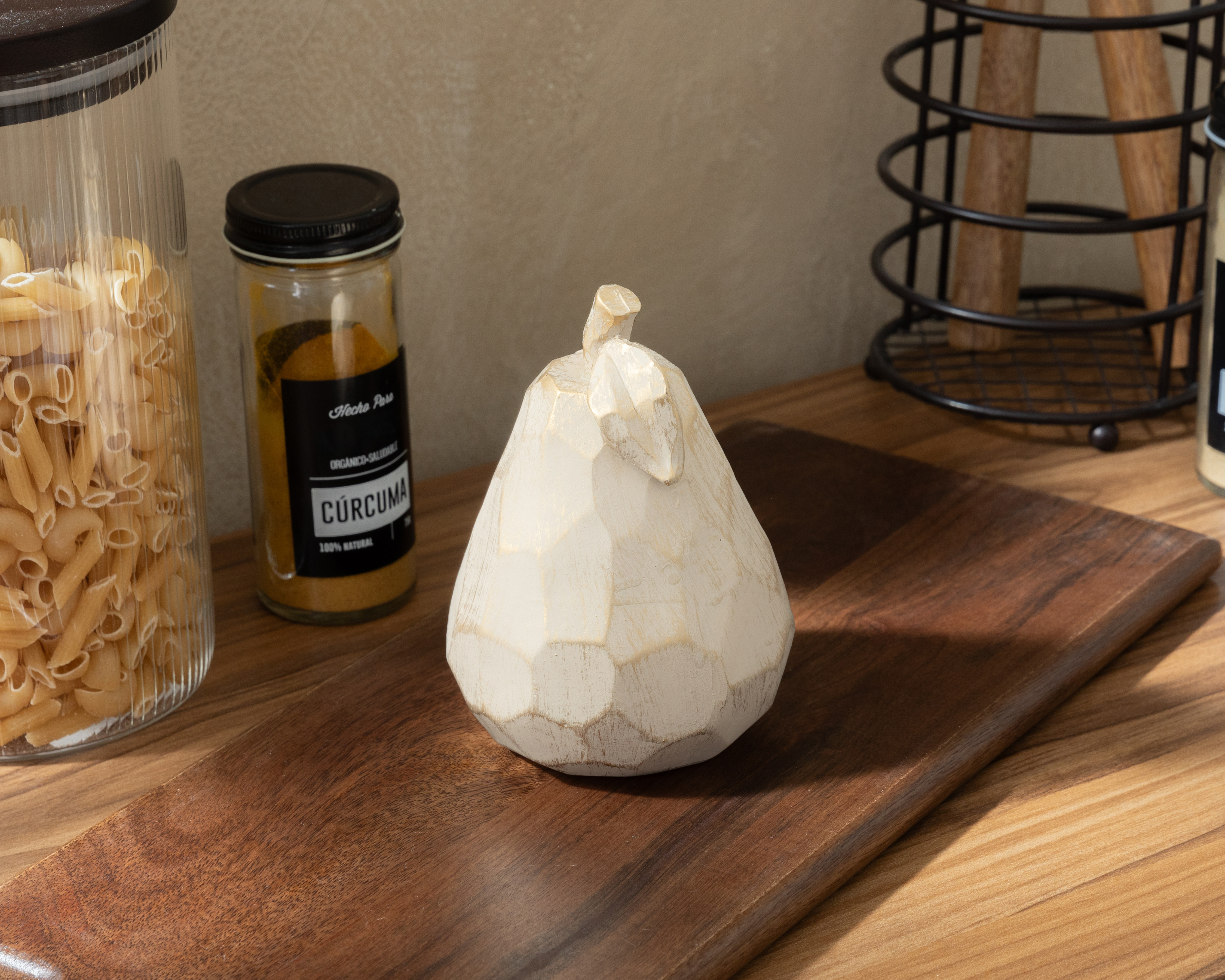 Foto 5 pulgar | Foto 4 | Escultura de Pera Pirim de Resina