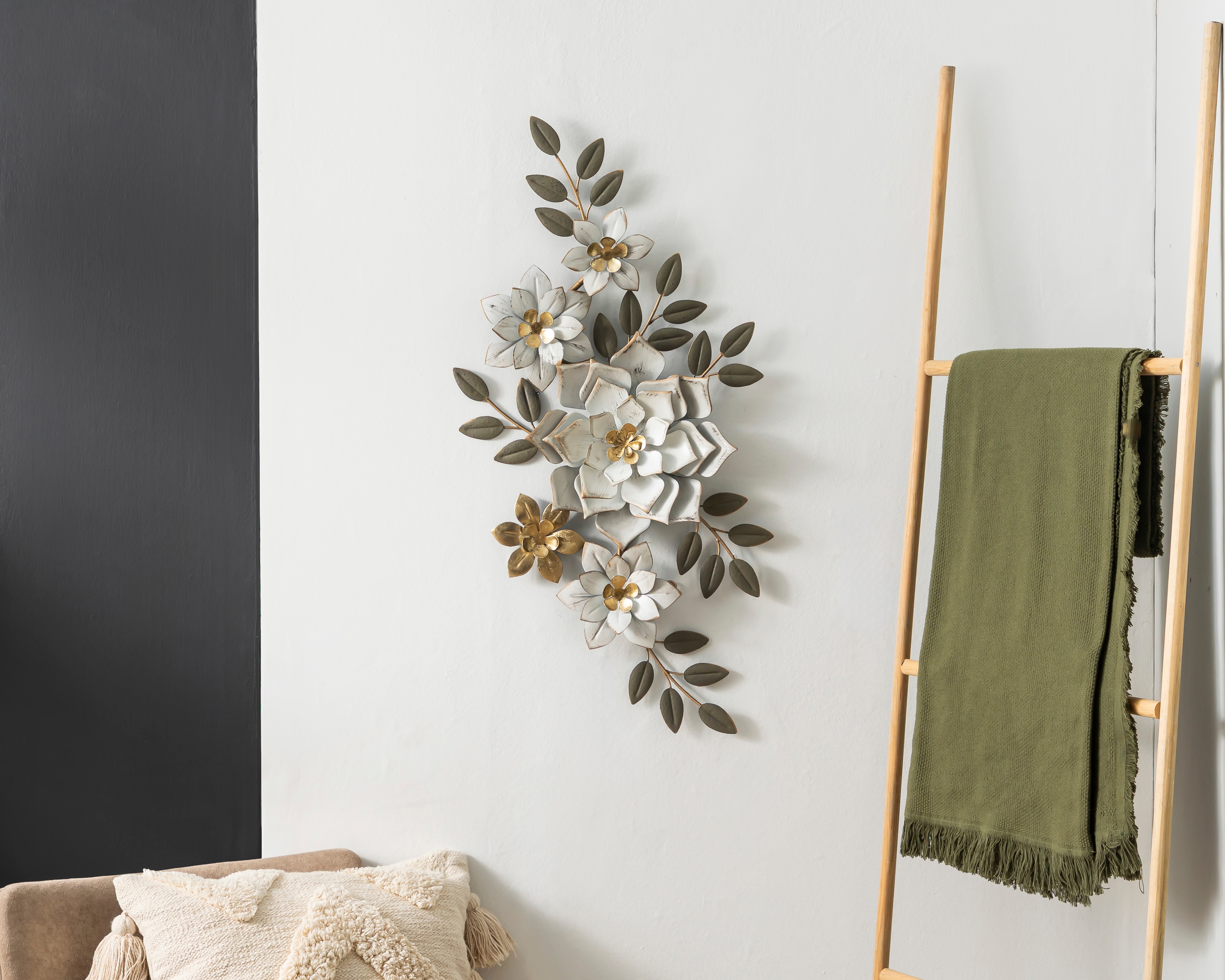 Escultura Decorativa Tavey de Metal