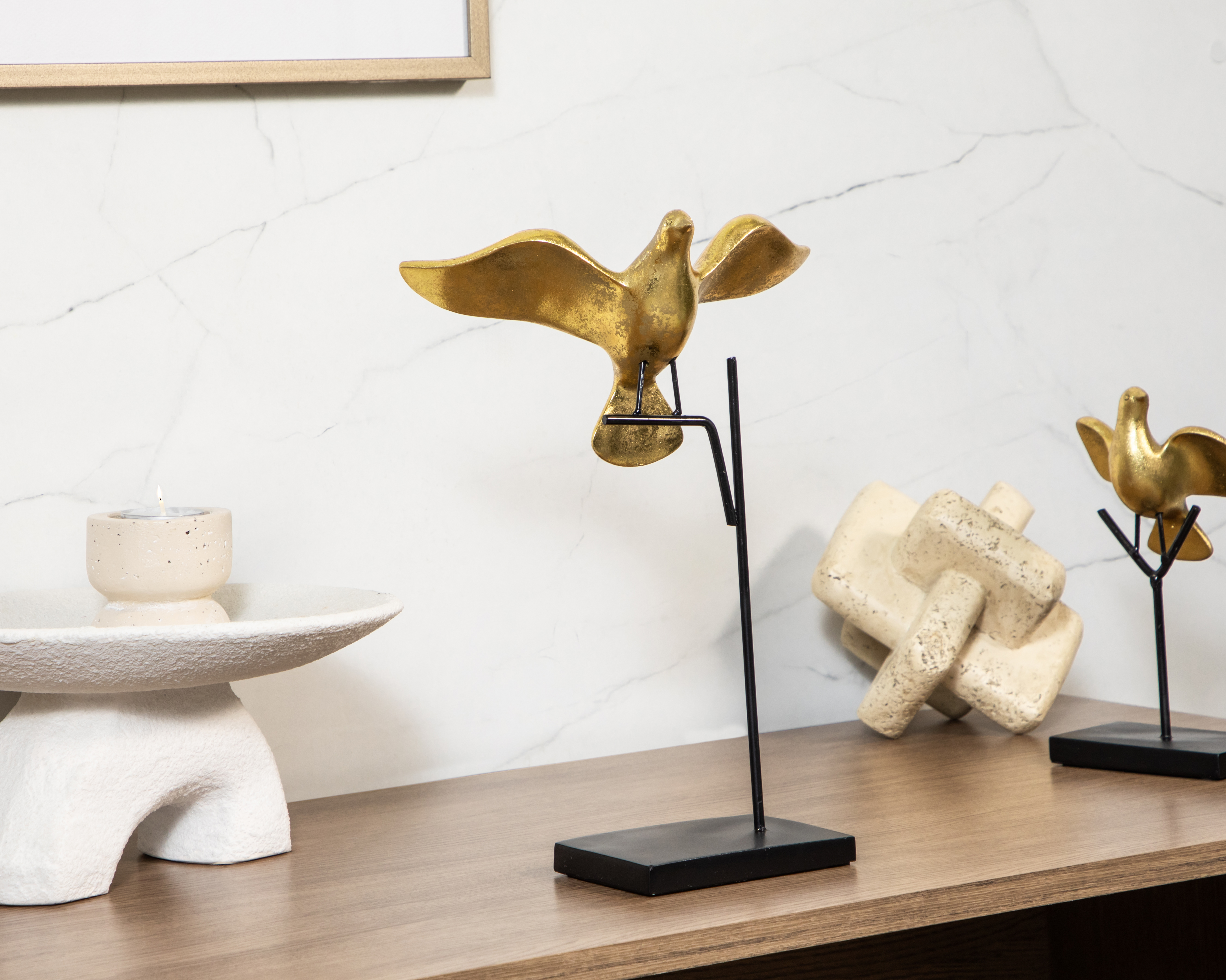 Foto 6 pulgar | Foto 5 | Escultura de Ave Melrone de Resina