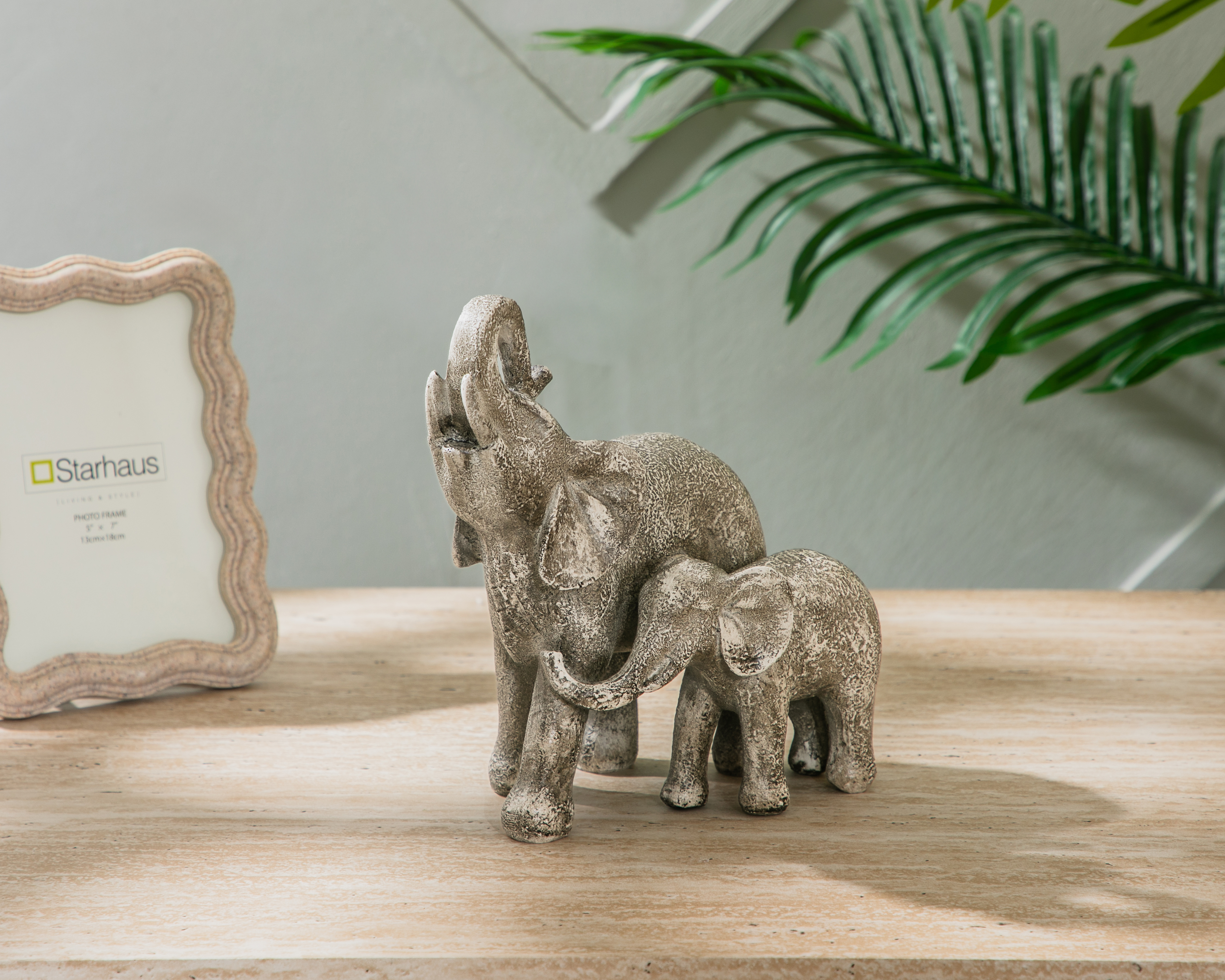 Foto 5 | Foto 5 | Figura Decorativa Elefantes Oskar Y de Resina