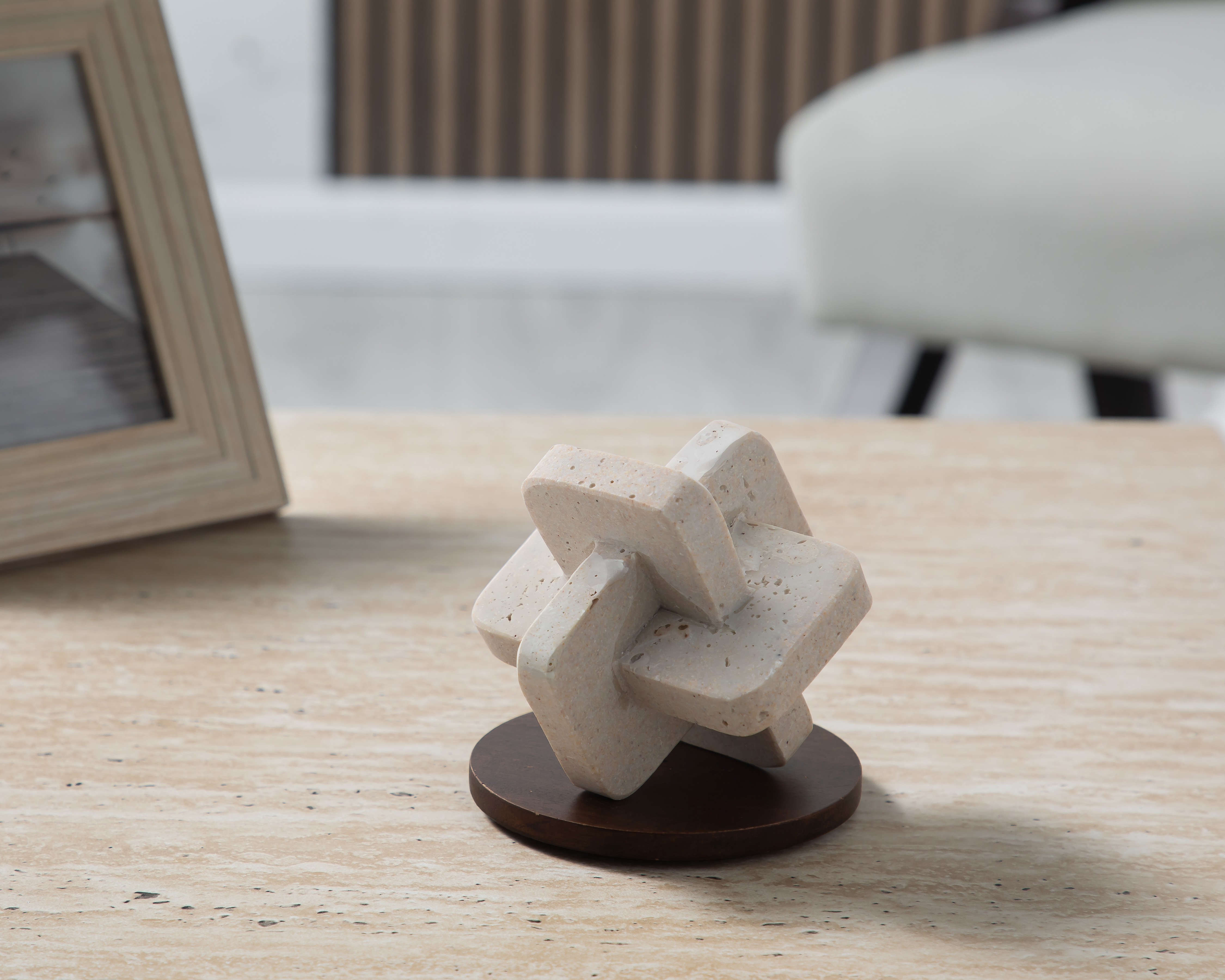 Foto 6 pulgar | Foto 5 | Escultura Blasy de Mármol