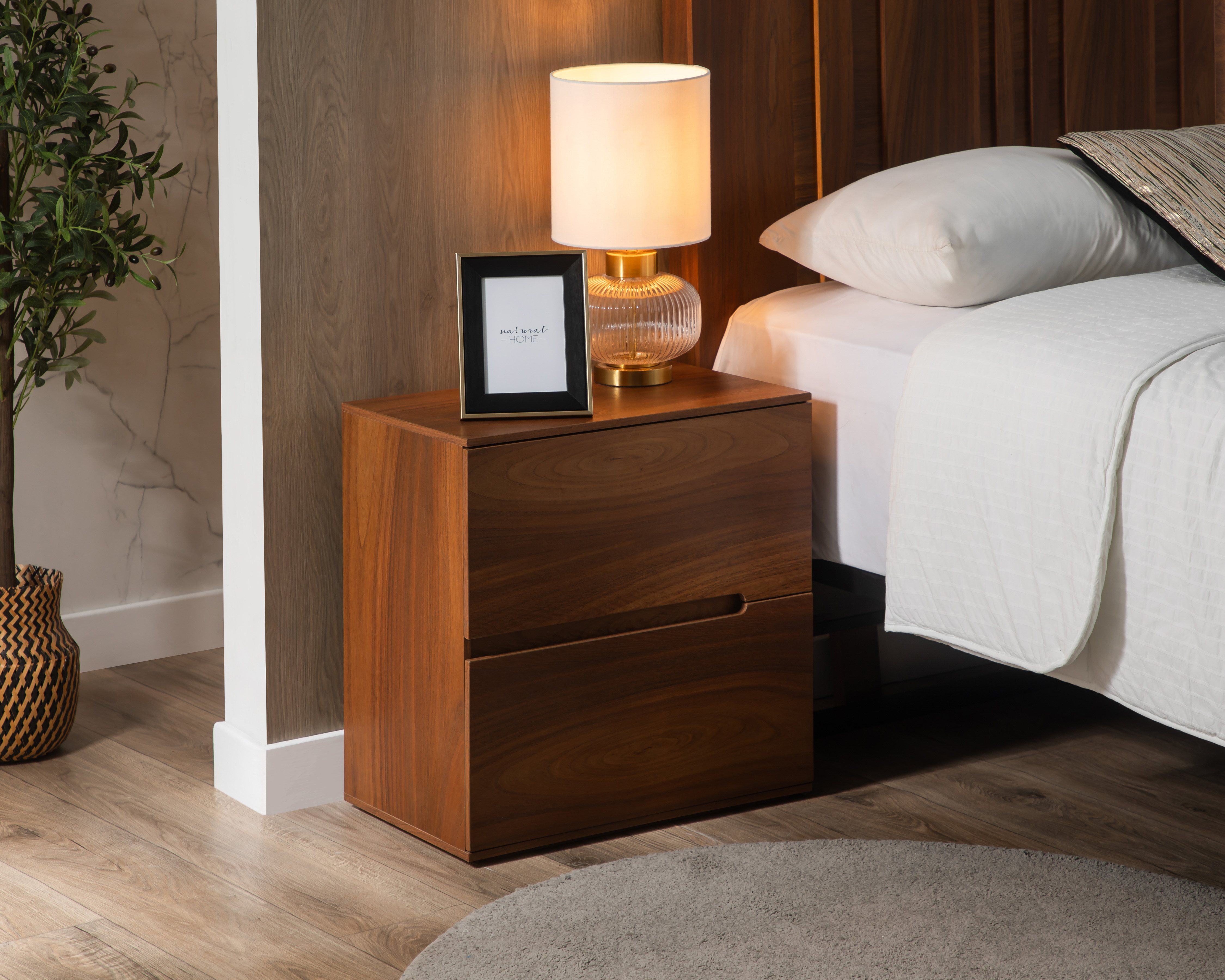 Buró Tiziana Parota