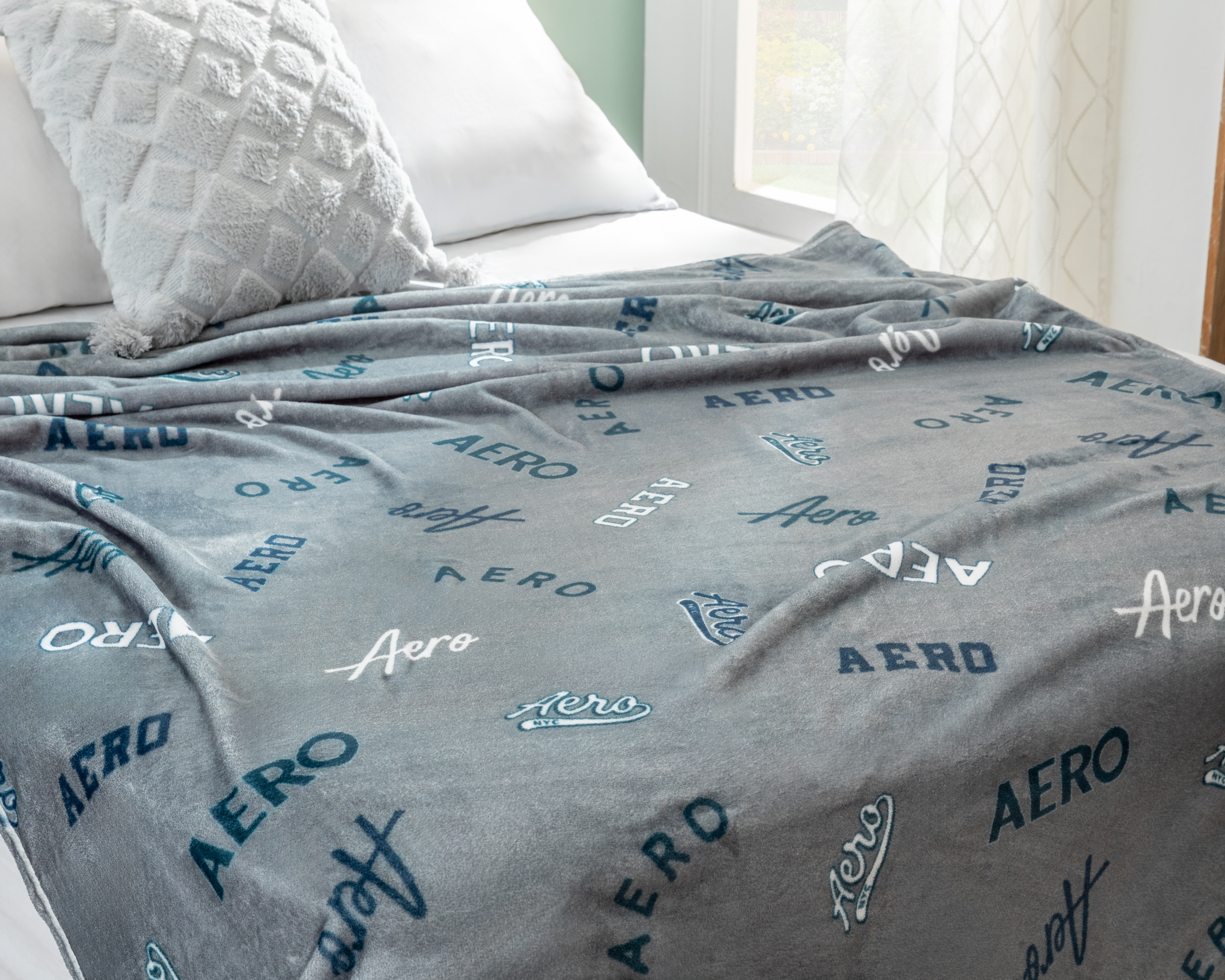Foto 1 | Foto 1 | Frazada Estándar Aéropostale Gris