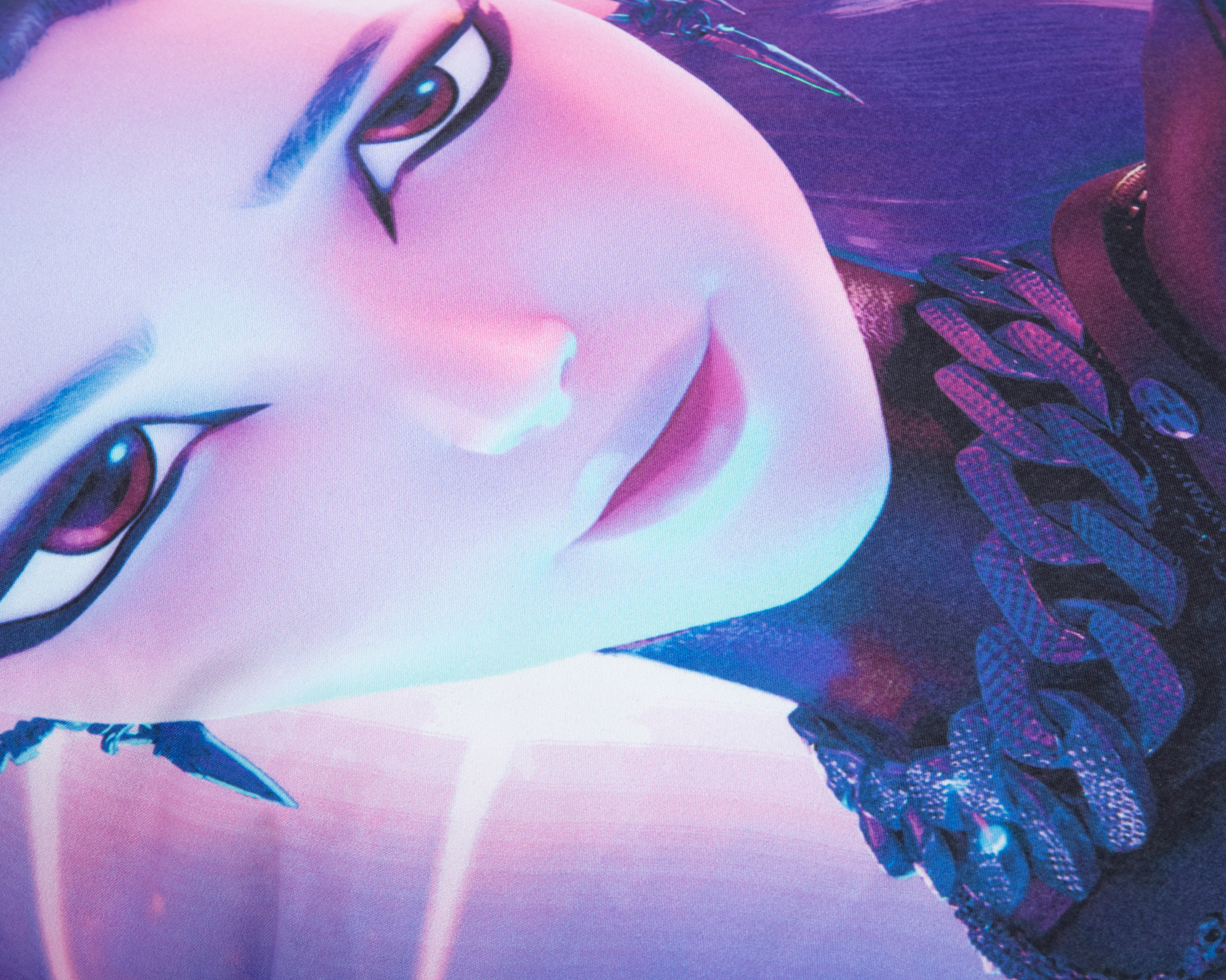 Foto 4 pulgar | Foto 3 | Edredón Matrimonial con Fundas para Almohada Providencia Las Guerreras K-Pop Morado 3 Piezas