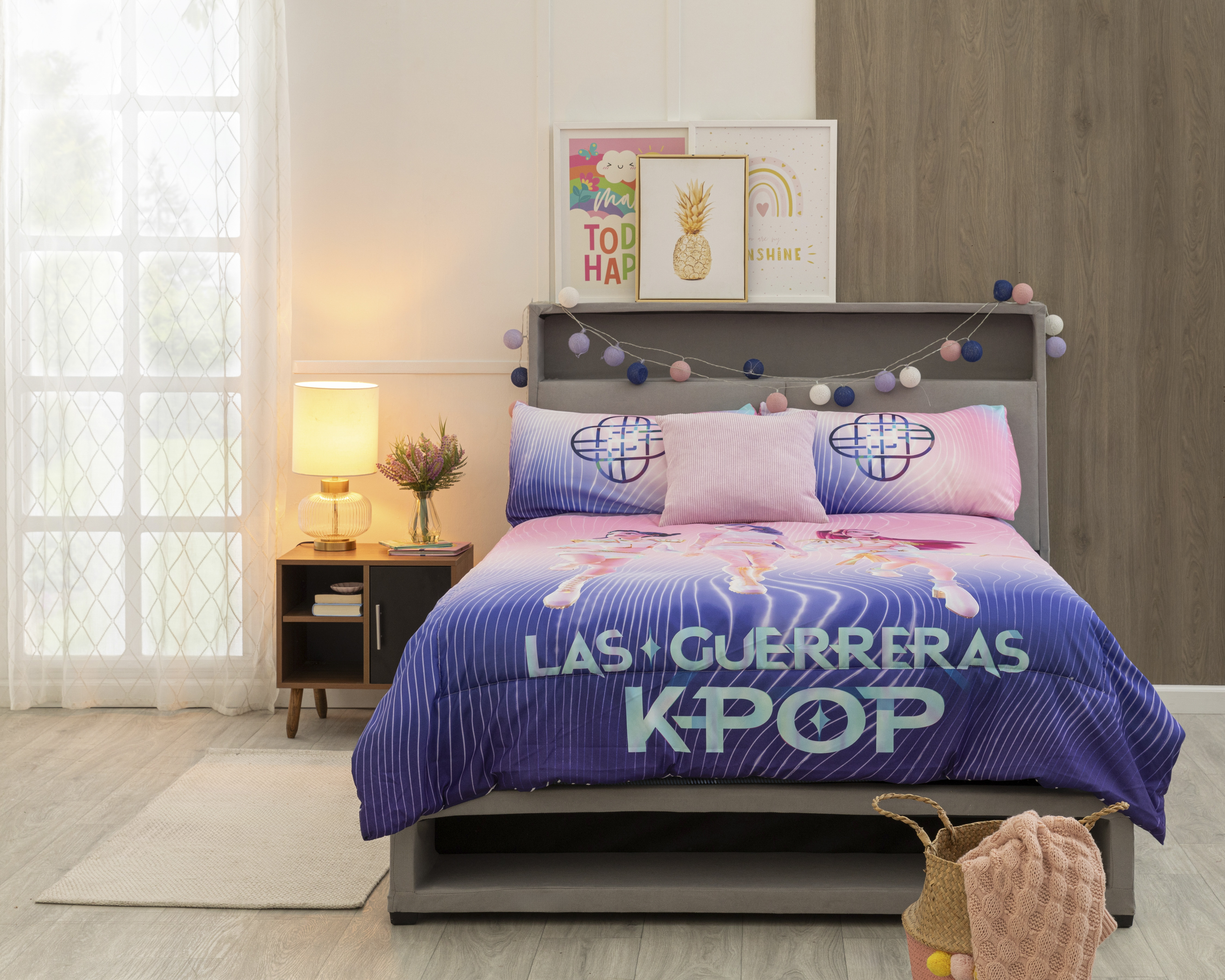 Edredón Matrimonial con Fundas para Almohada Providencia Las Guerreras KPop Multicolor 3 Piezas