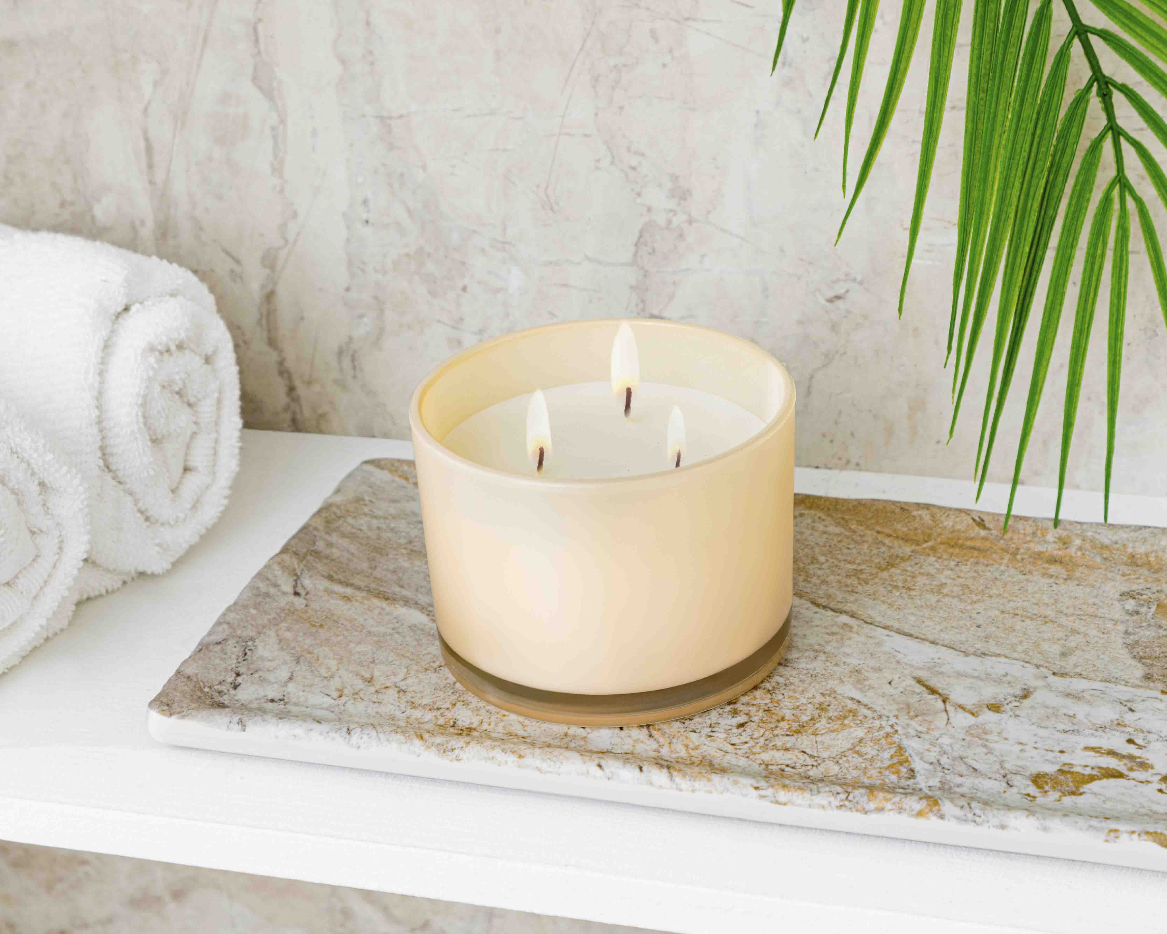 Foto 4 | Foto 4 | Vela Decorativa Hailey