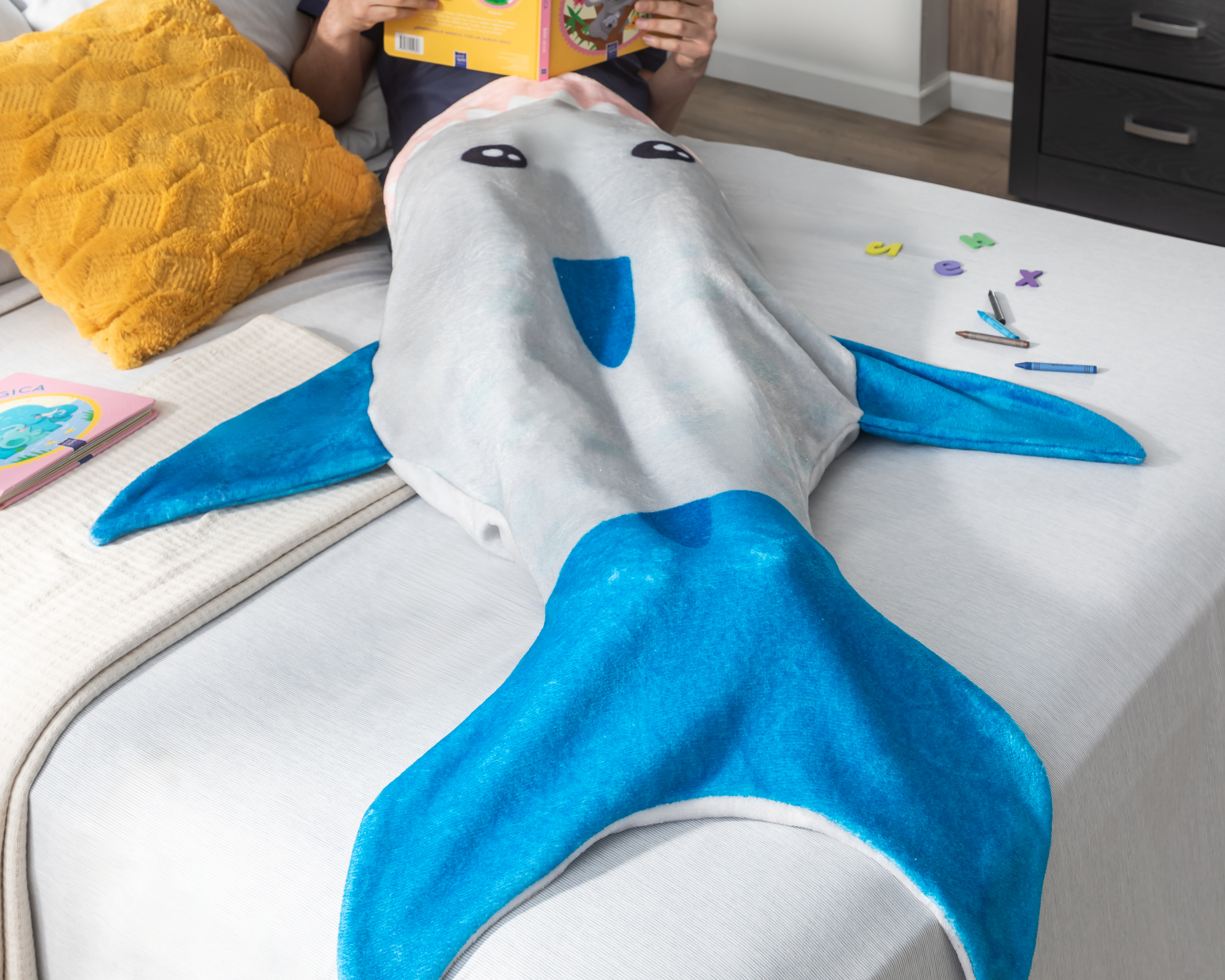 Foto 2 pulgar | Foto 1 | Frazada Providencia Tiburón Azul