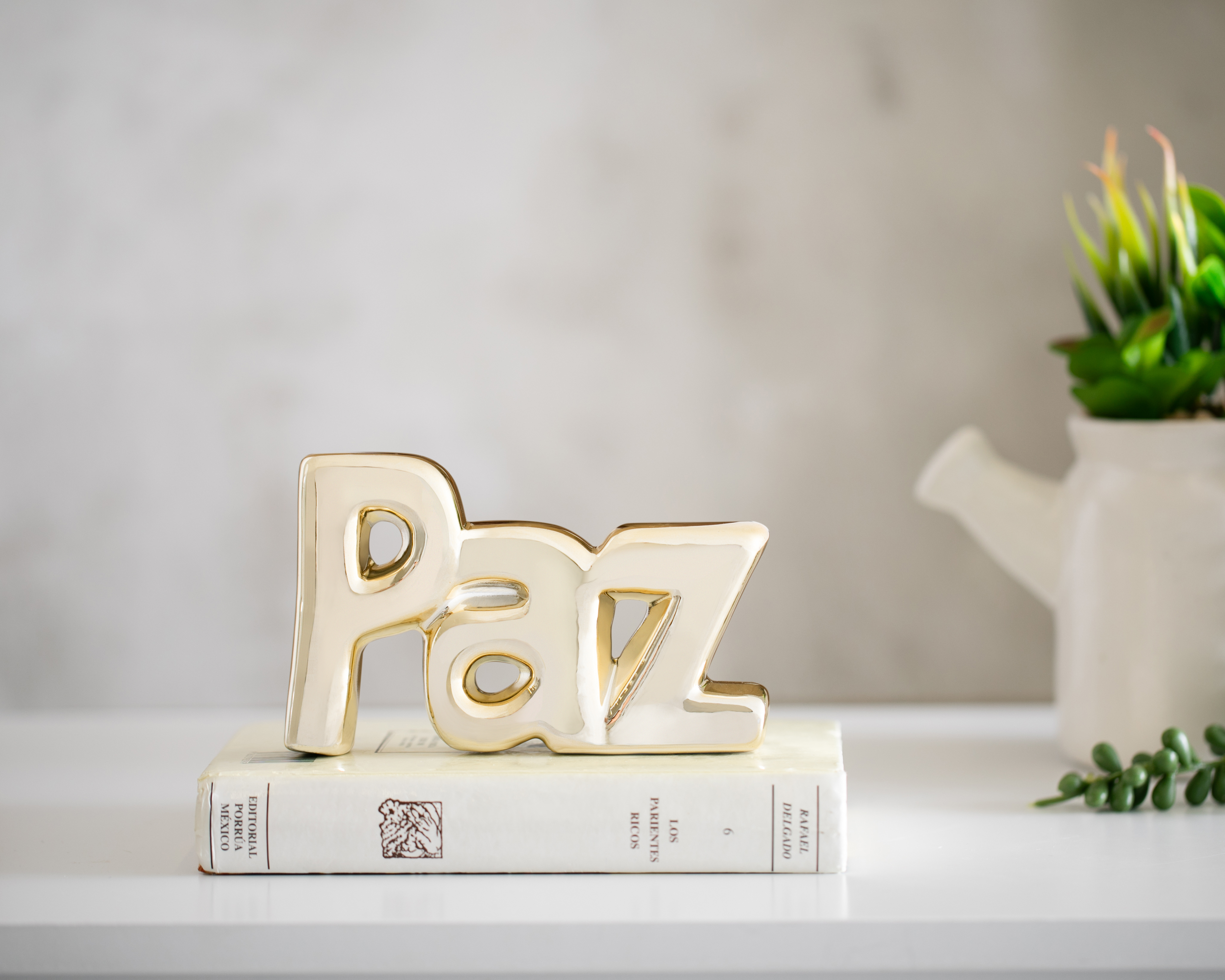 Foto 5 pulgar | Foto 4 | Figura Decorativa Paz de Cerámica