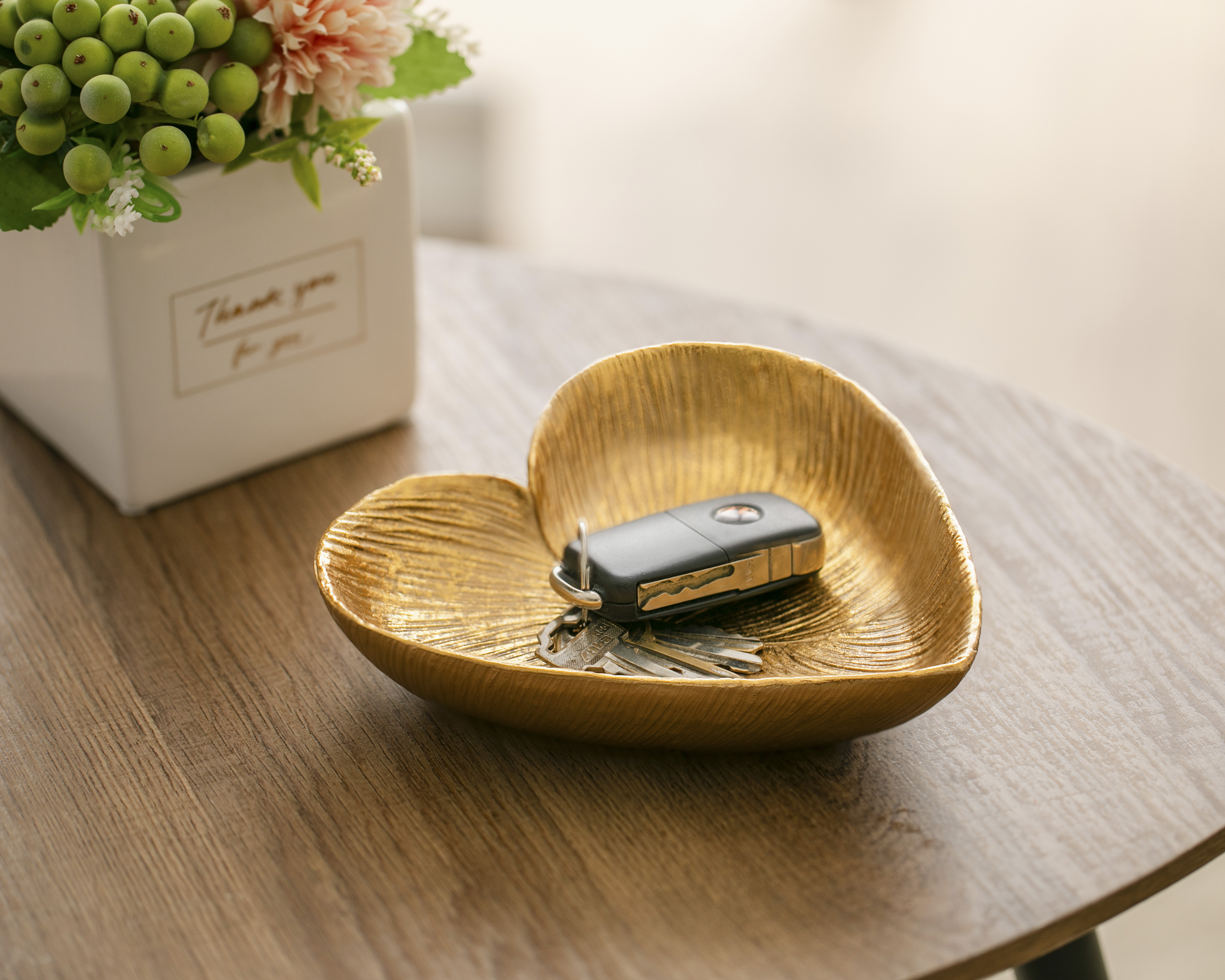 Foto 5 pulgar | Foto 4 | Platón Decotativo Nilo de Resina