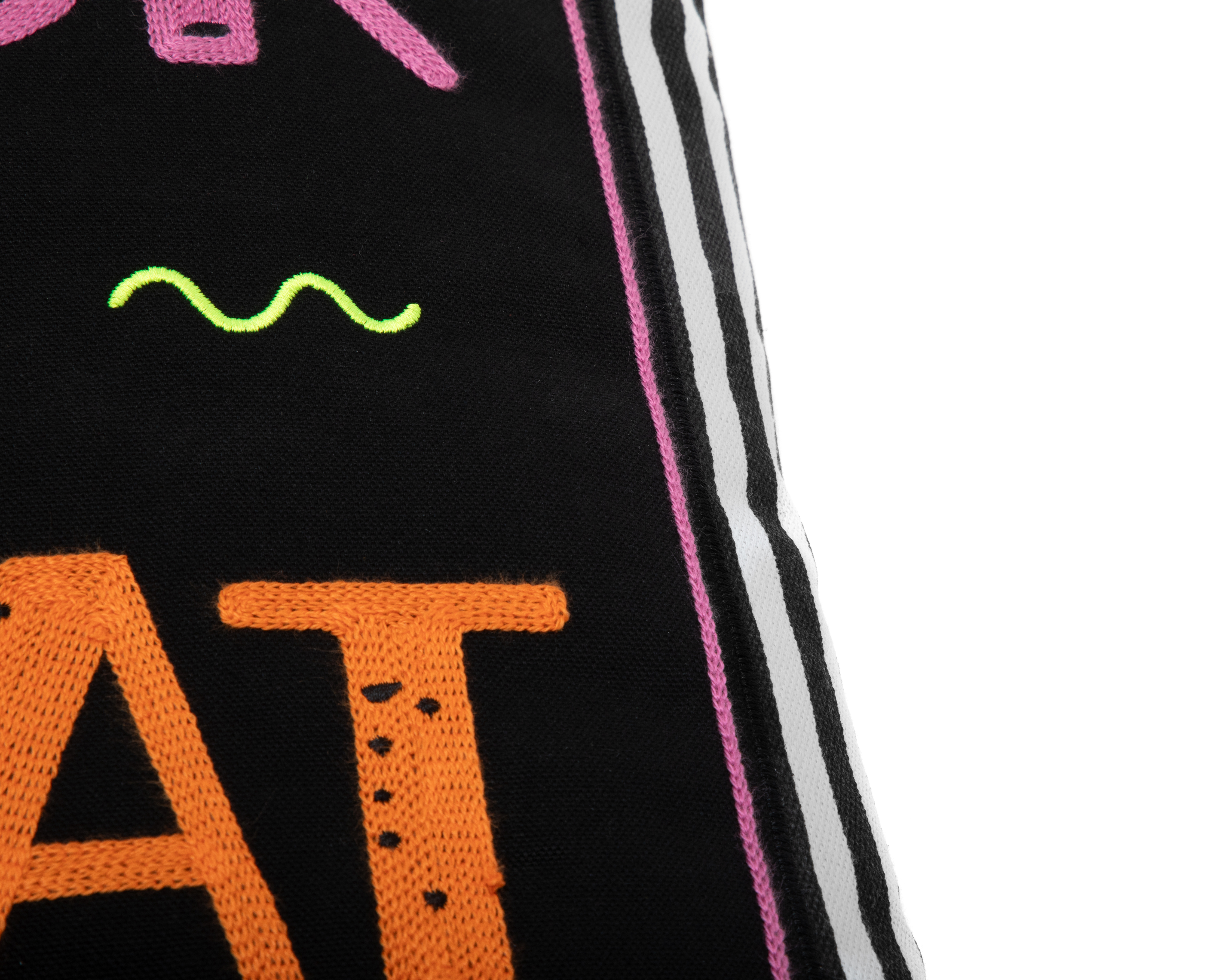 Foto 5 pulgar | Foto 4 | Cojín Decorativo Quinn Negro