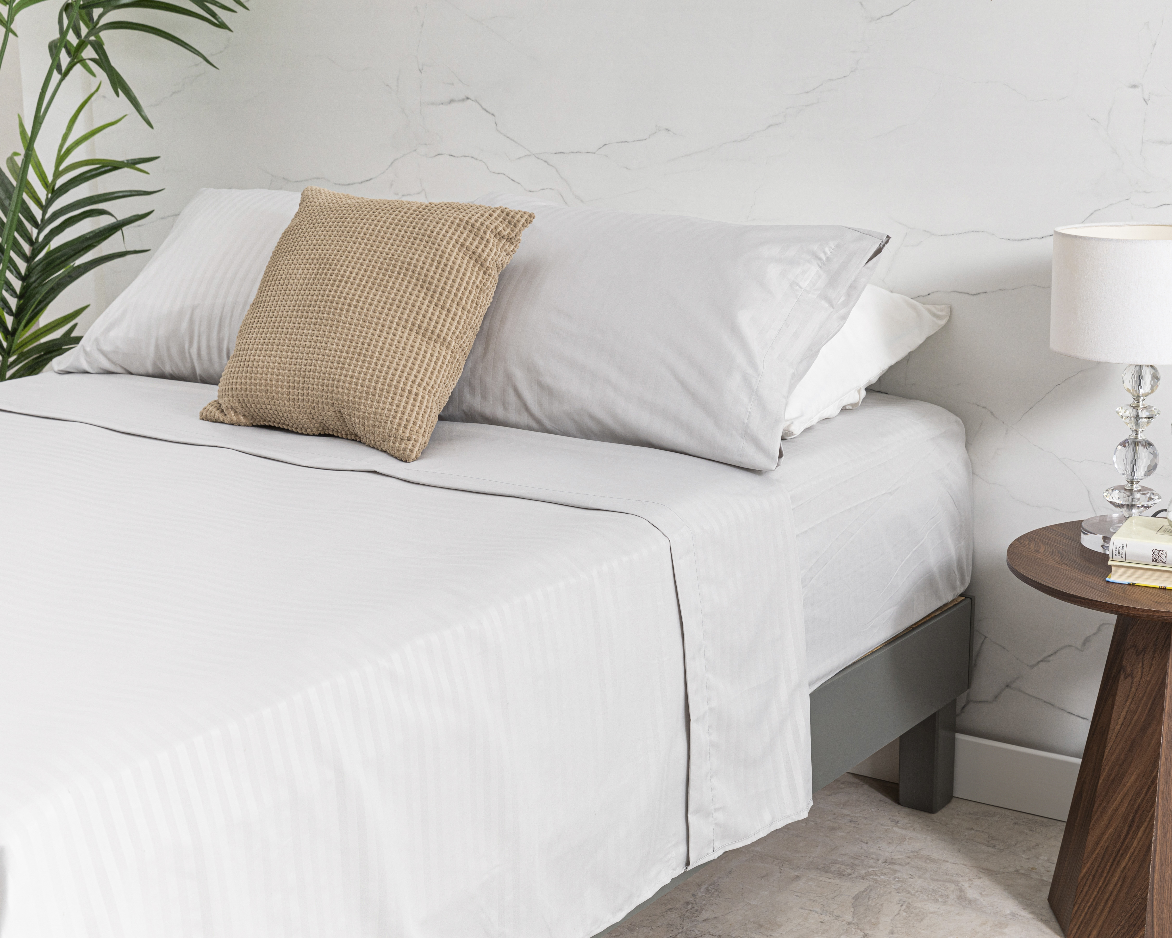 Foto 2 pulgar | Foto 1 | Sábana Matrimonial con Funda para Almohada Karla Home Gris 3 Piezas