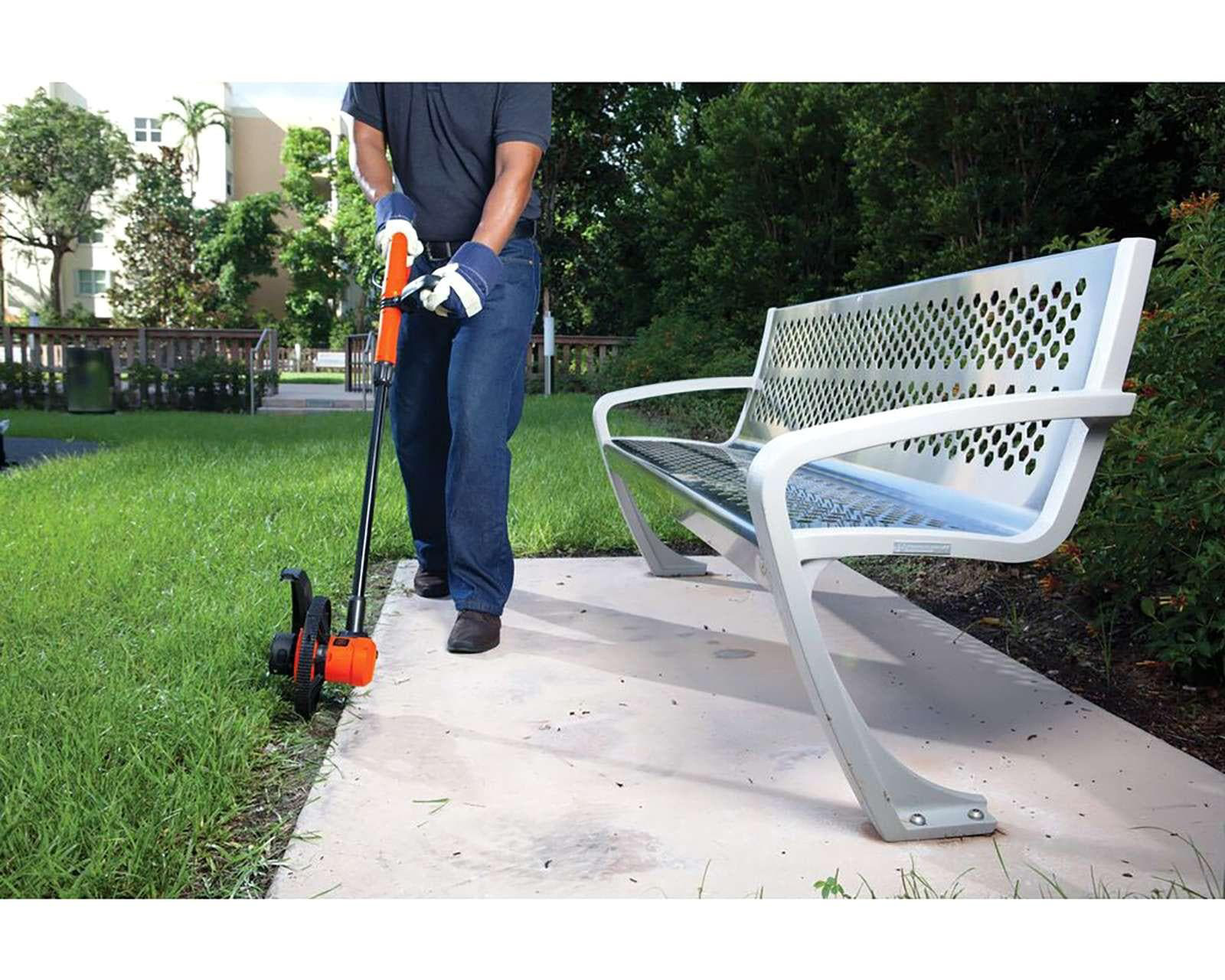 Foto 5 pulgar | Foto 4 | Desbrozadora Eléctrica 11" Black+Decker GL600N-B3