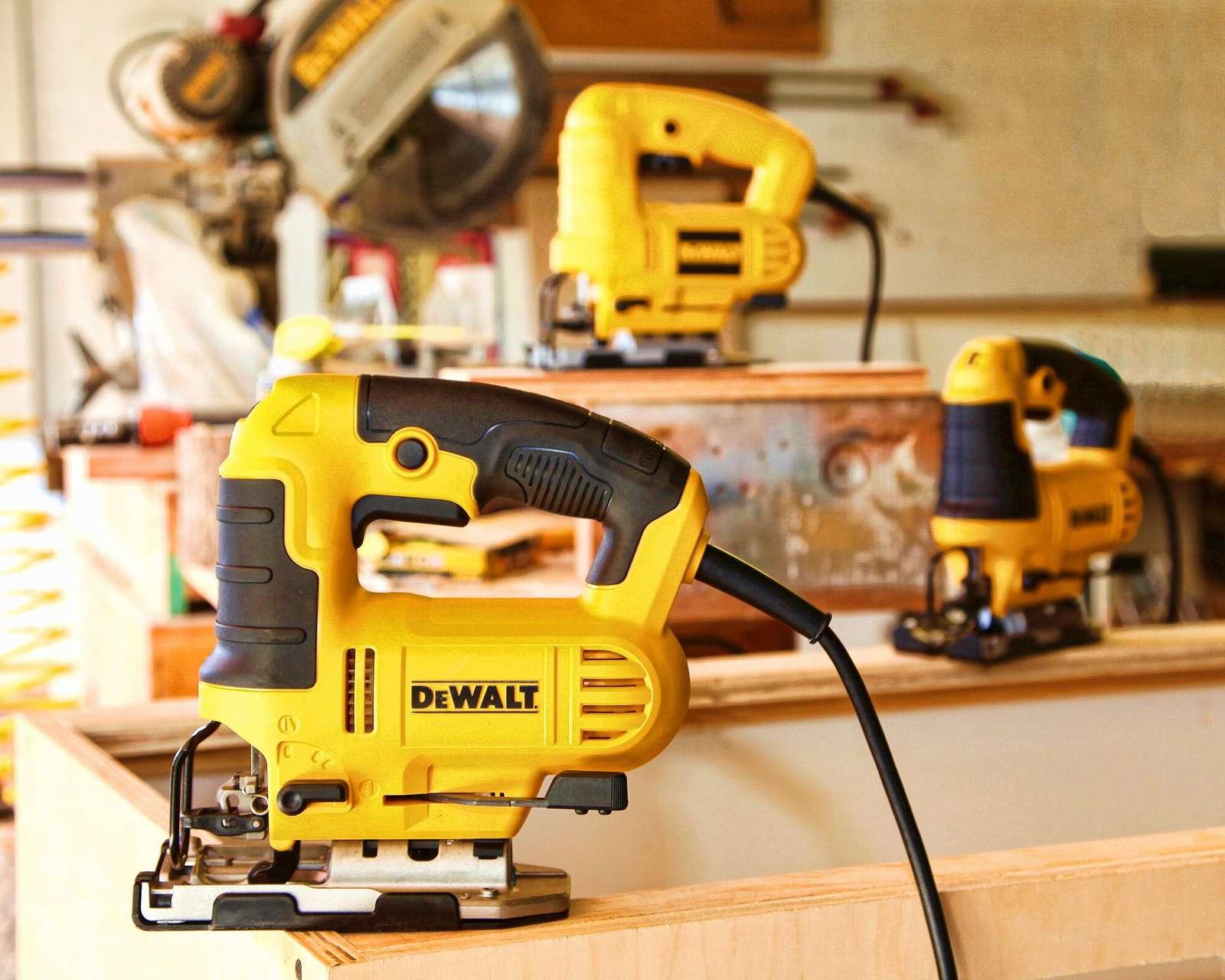 Foto 3 pulgar | Foto 2 | Caladora DeWalt DW300-B3 650 W