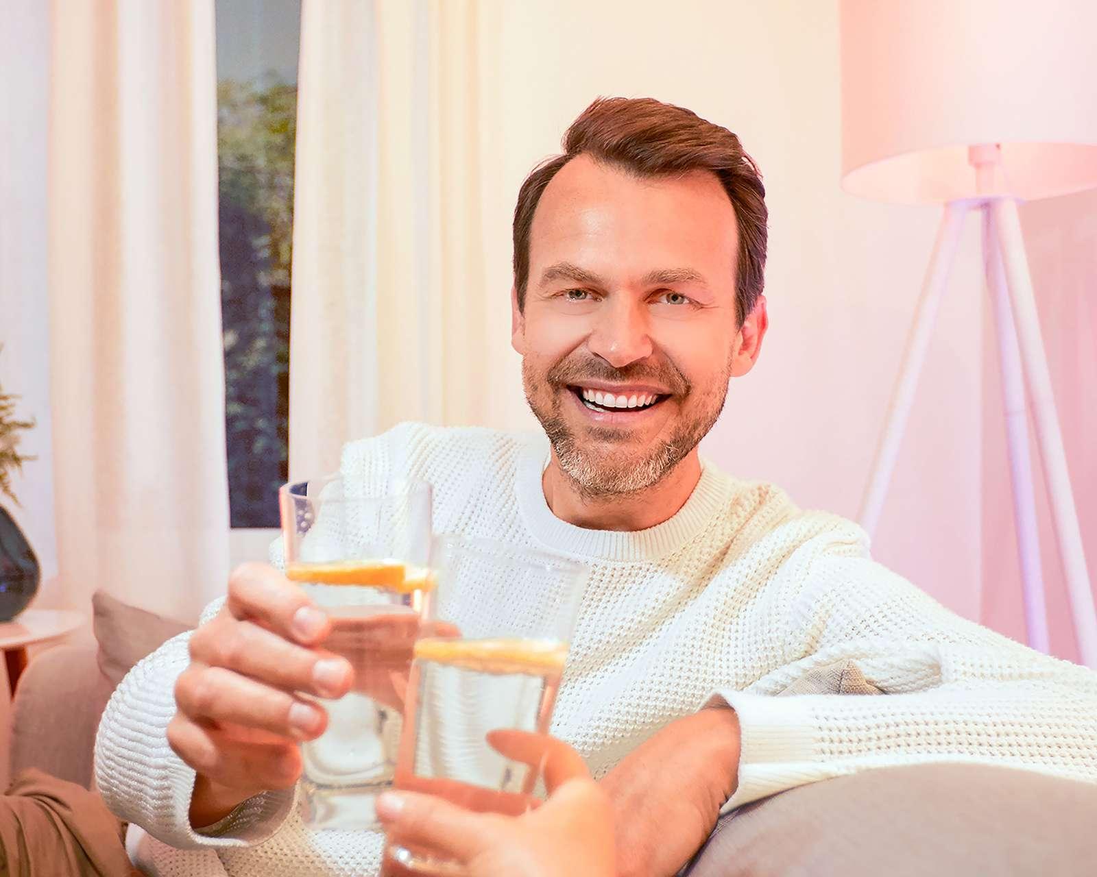 Foto 6 pulgar | Foto 5 | Foco Led Wiz Luz Fría - Cálida 14.5 Watts