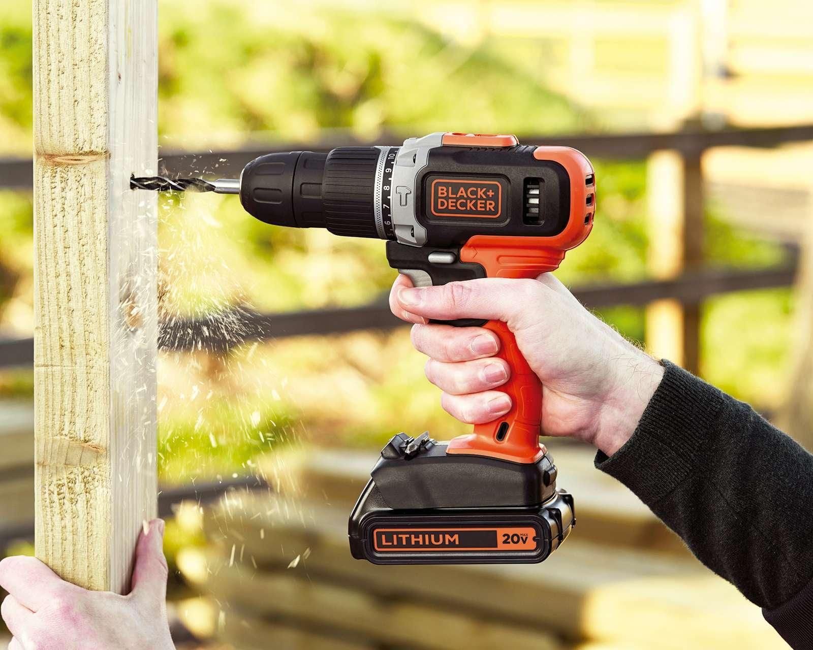 Foto 5 pulgar | Foto 4 | Taladro Rotomartillo Black+Decker BCD704C1-B3