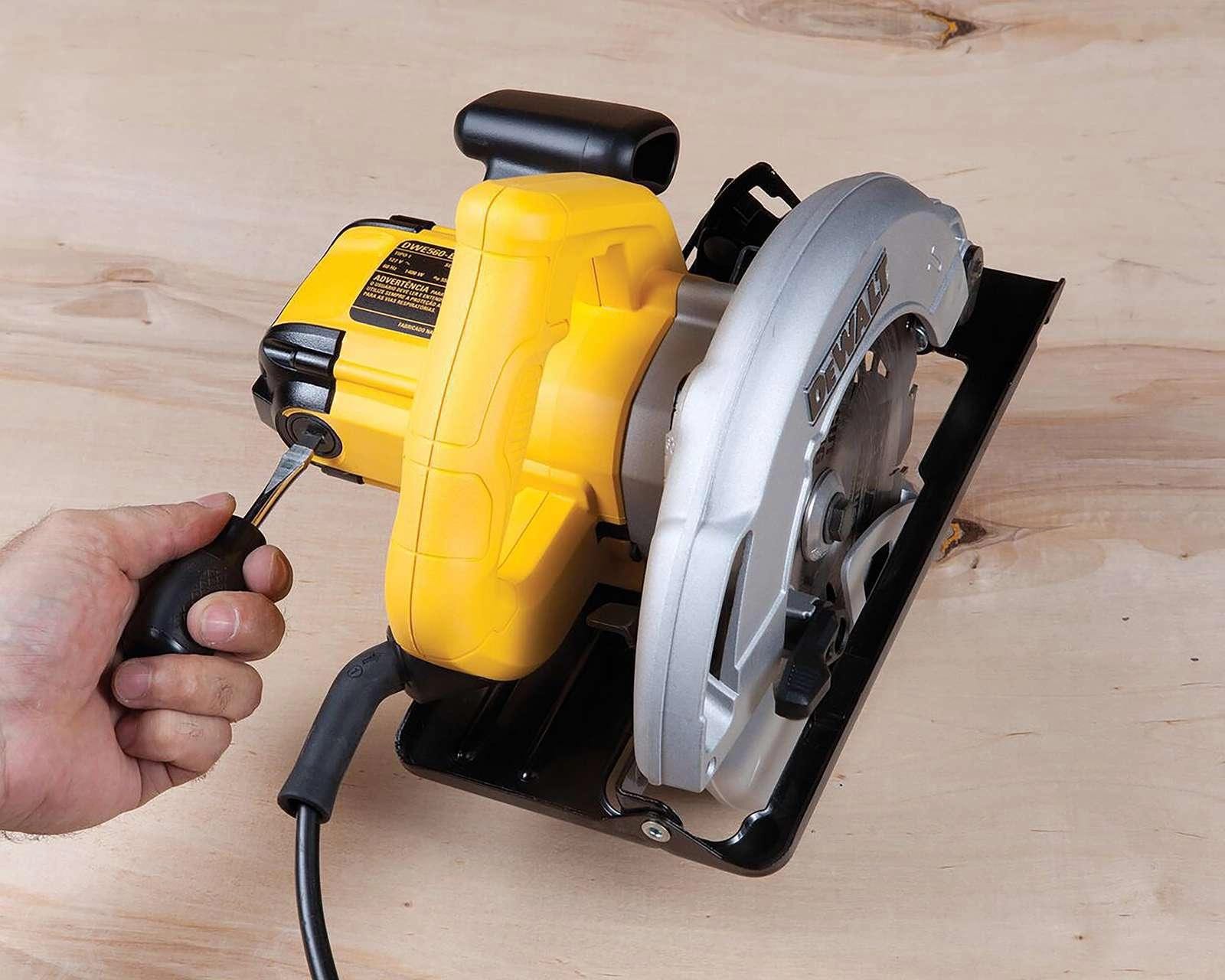 Foto 6 pulgar | Foto 5 | Sierra Circular DeWalt DWE560-B3 7 1/4 " 1400 W