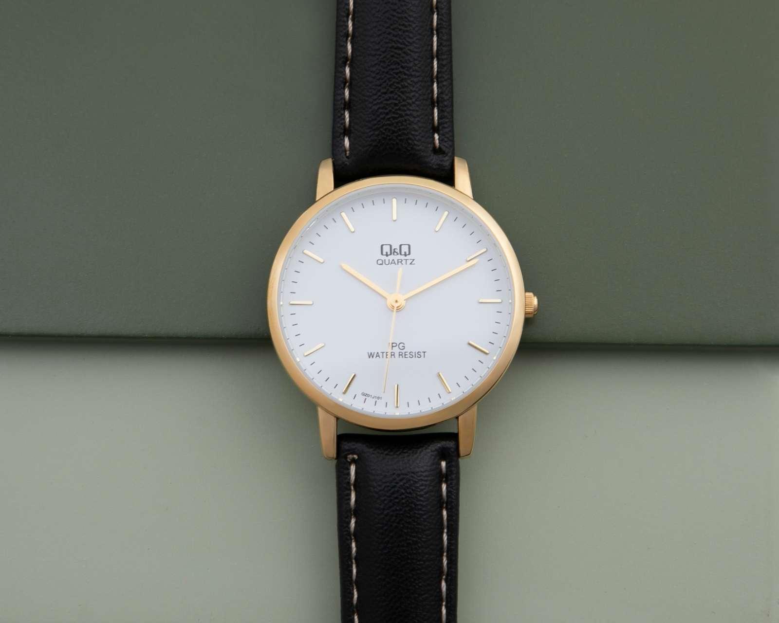 Foto 3 | Foto 4 | Reloj Q&Q QZ01J101Y Negro