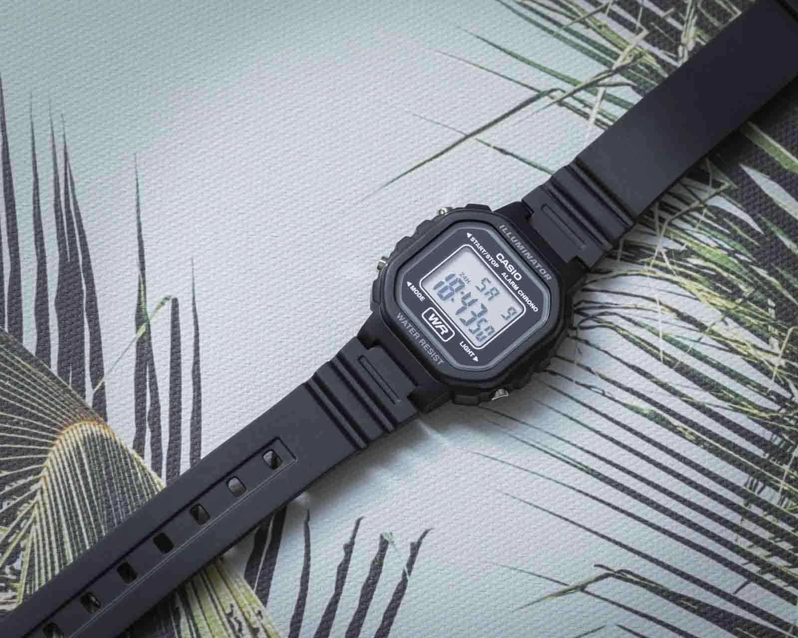 Foto 4 | Foto 4 | Reloj para Hombre Casio LA-20WH-1ACF Negro