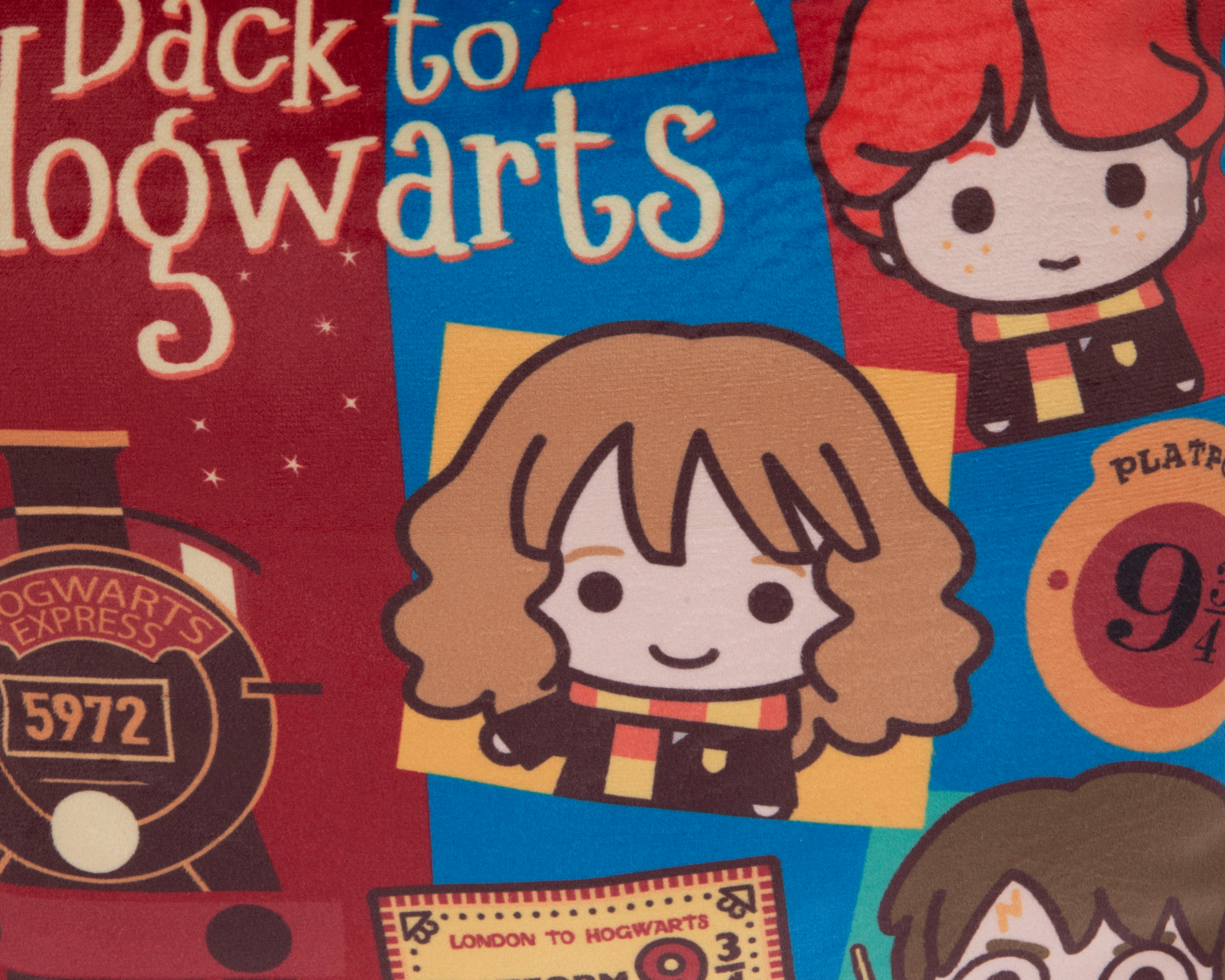 Foto 5 pulgar | Foto 4 | Cojín Decorativo Harry Potter