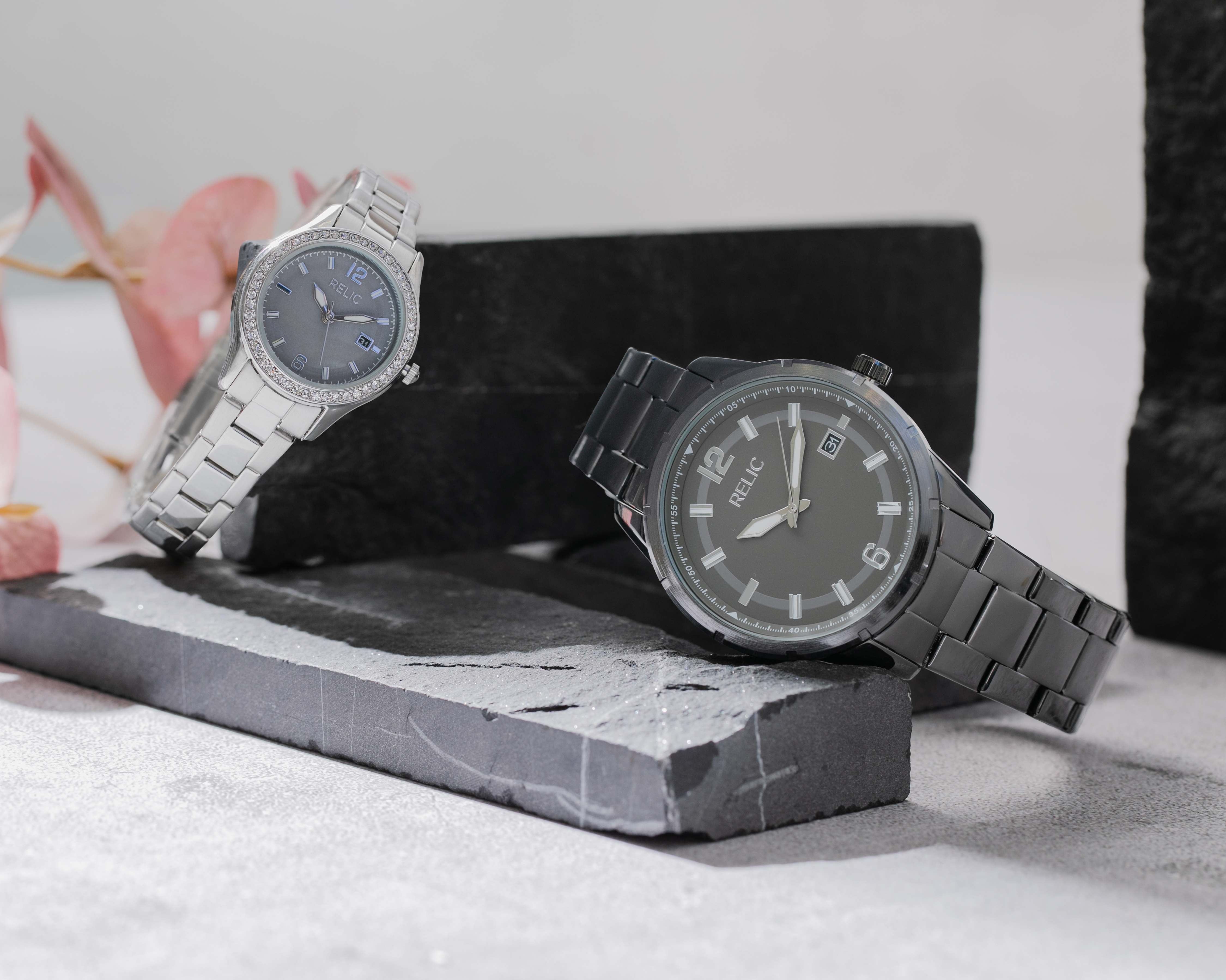 Foto 7 pulgar | Foto 6 | Set de Relojes pareja Mujer y Hombre Relic Negro y Plateado His & Hers ZR97015