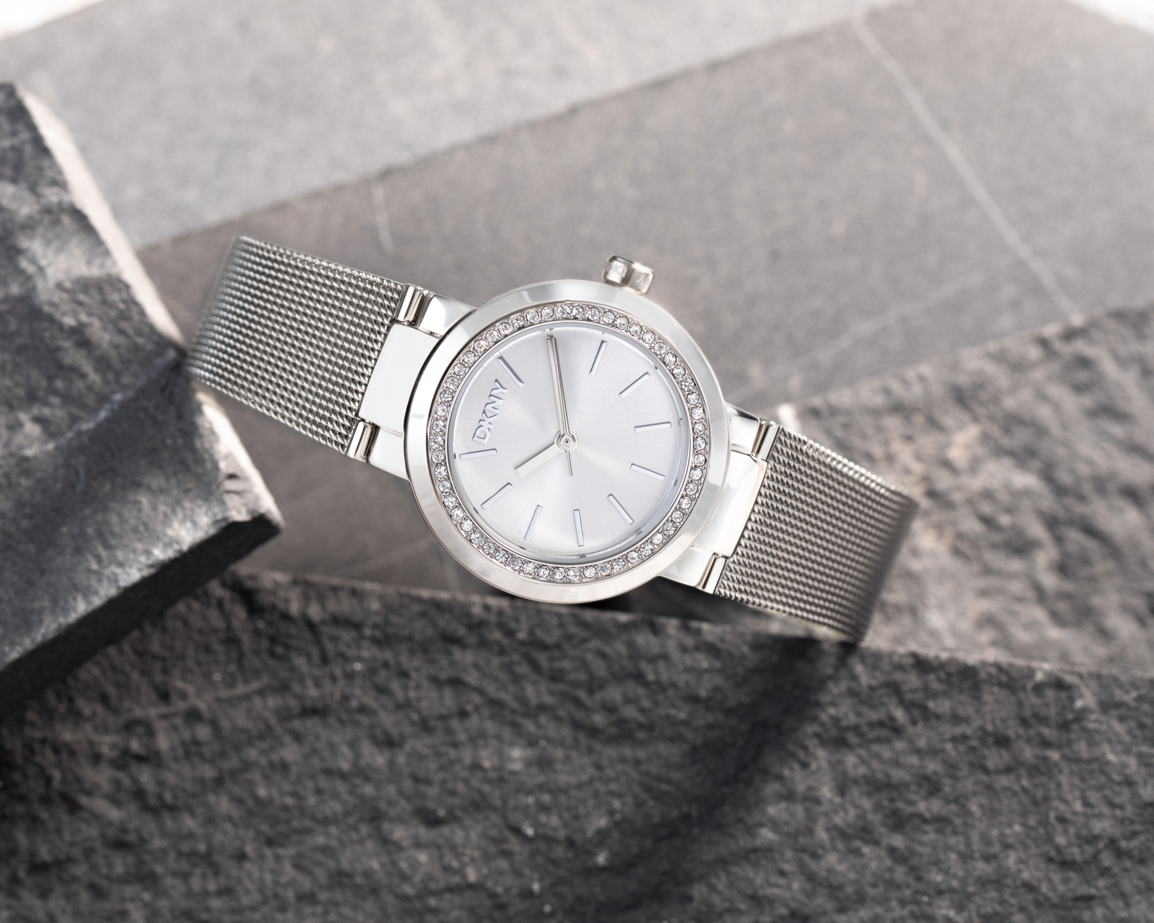 Foto 7 pulgar | Foto 6 | Reloj DKNY para Mujer DK1L024M0015 Plateado