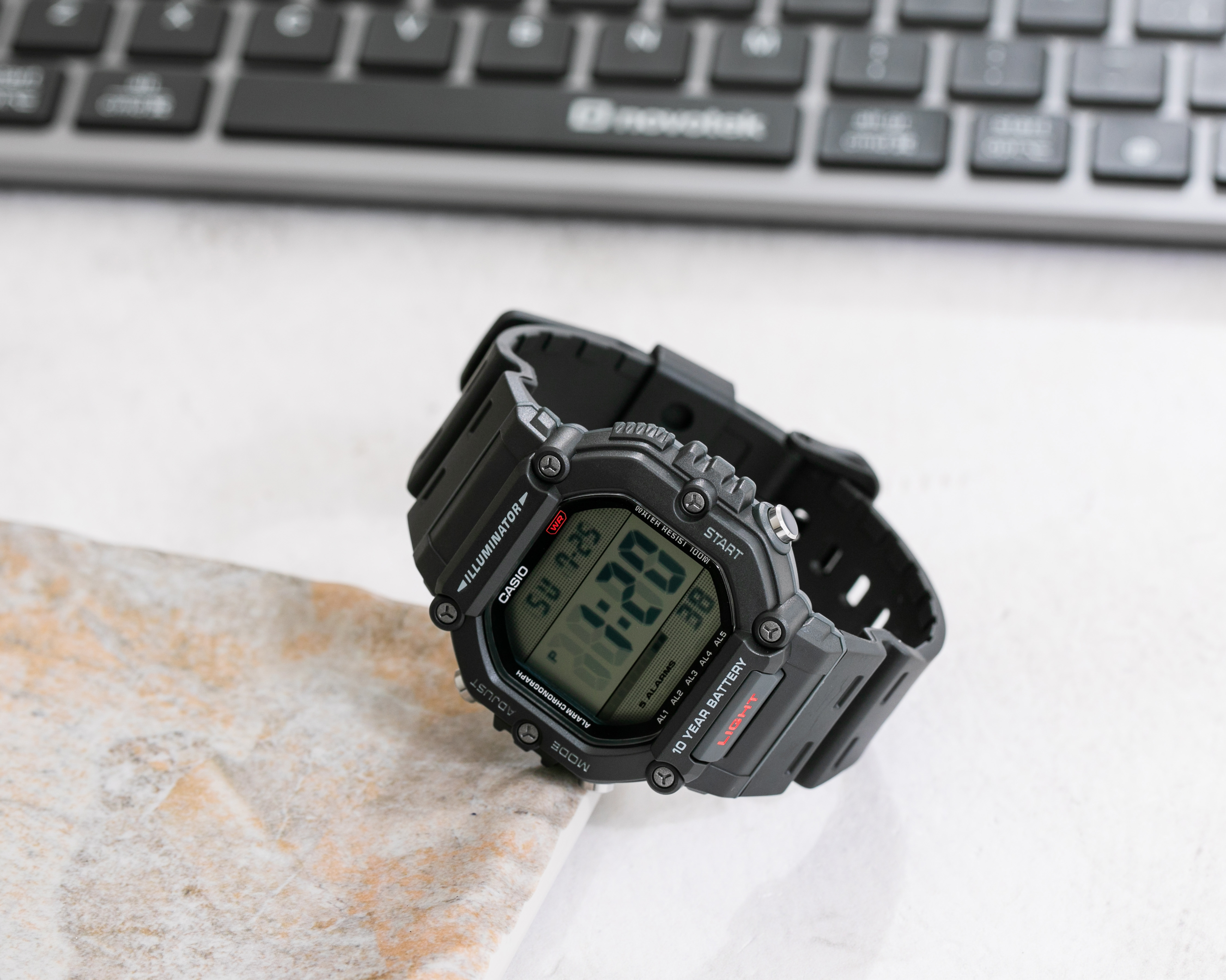 Foto 7 pulgar | Foto 6 | Reloj Casio para Hombre  AE-1600H-1AVCF Negro