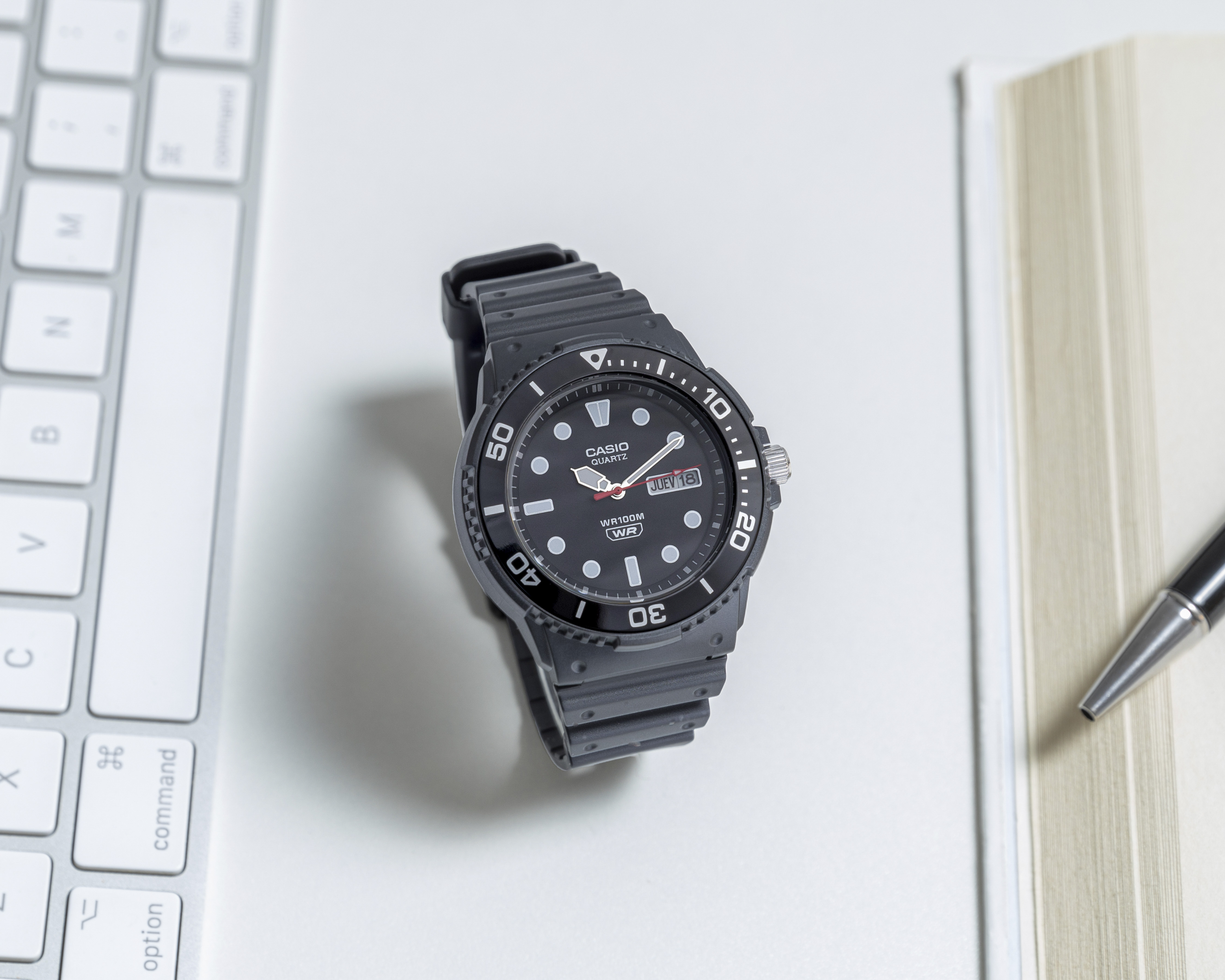 Foto 7 pulgar | Foto 6 | Reloj Casio para Hombre MRW-230H-1E1VCF Negro