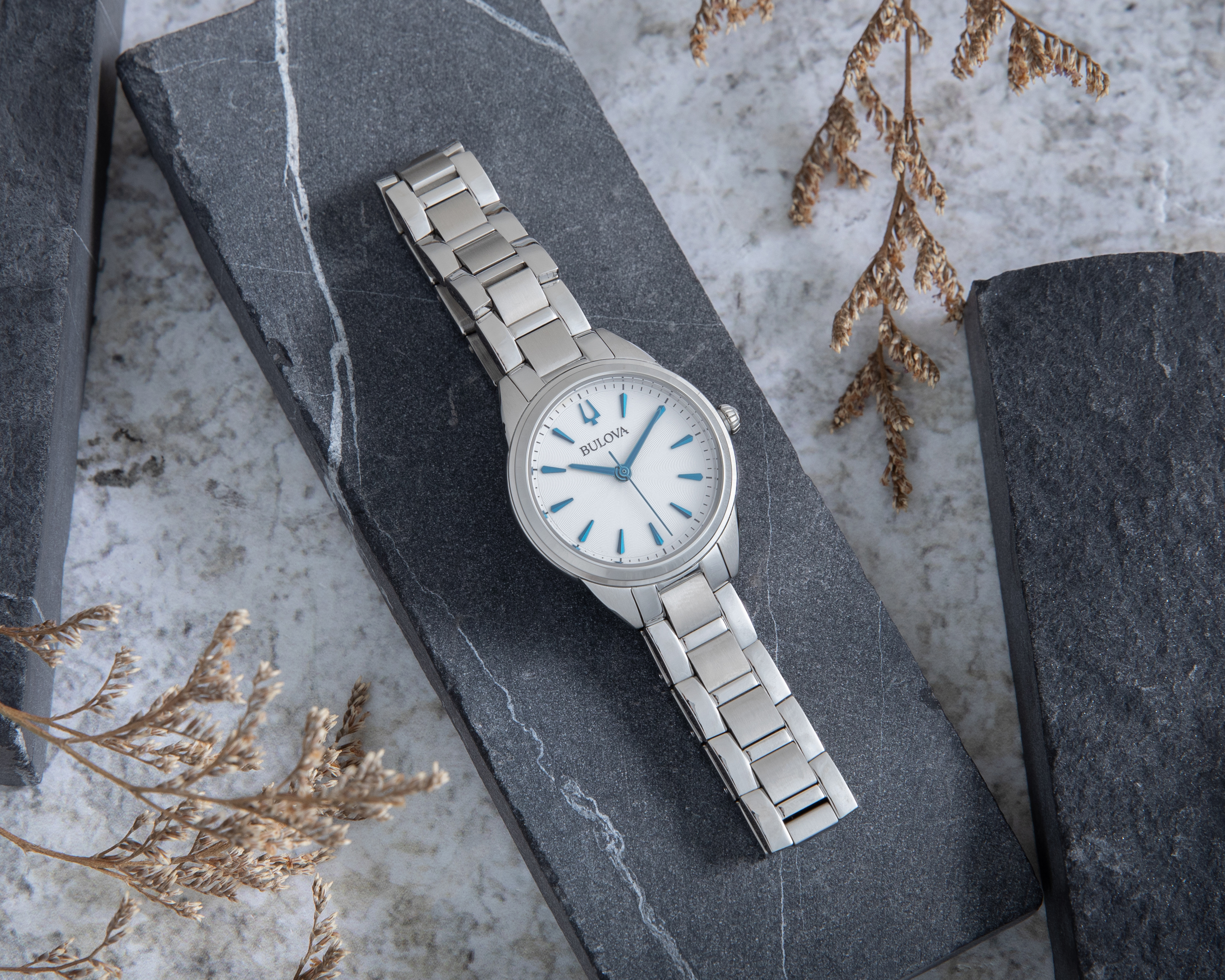 Foto 5 pulgar | Foto 4 | Reloj Bulova para Mujer 96L285 Plateado