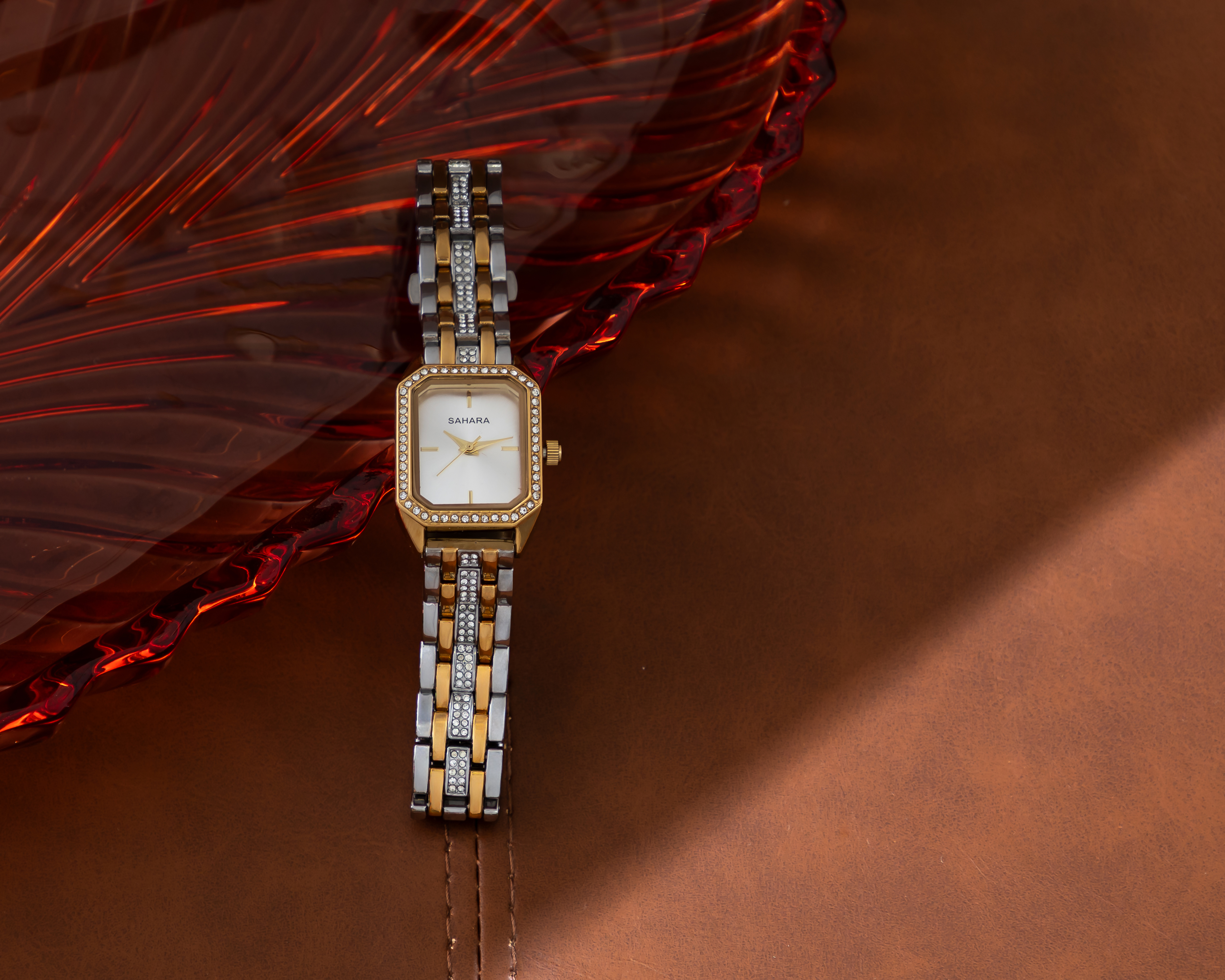 Foto 7 pulgar | Foto 6 | Reloj Sahara para Mujer SHR-P4457 Dorado