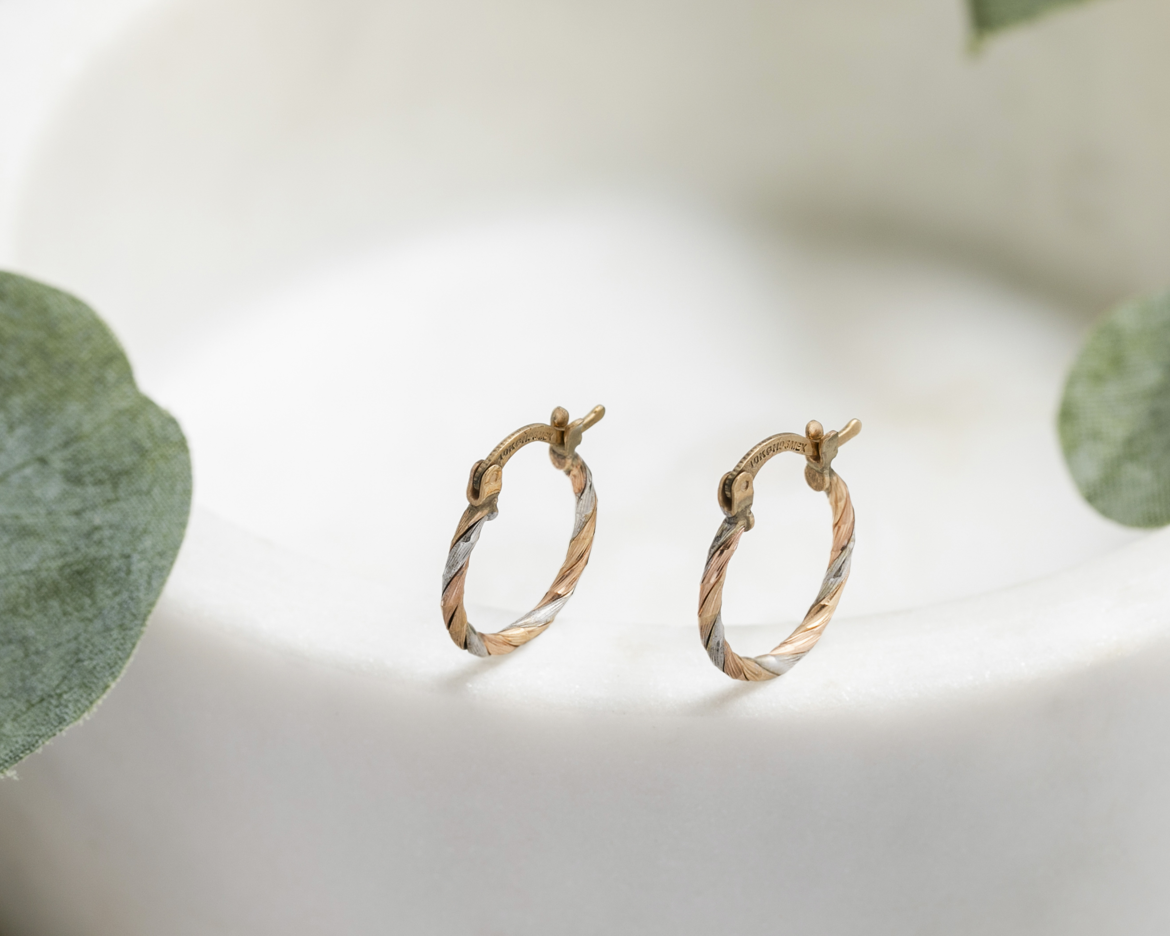 Foto 4 | Foto 4 | Arracadas de Oro 10K Sentimientos