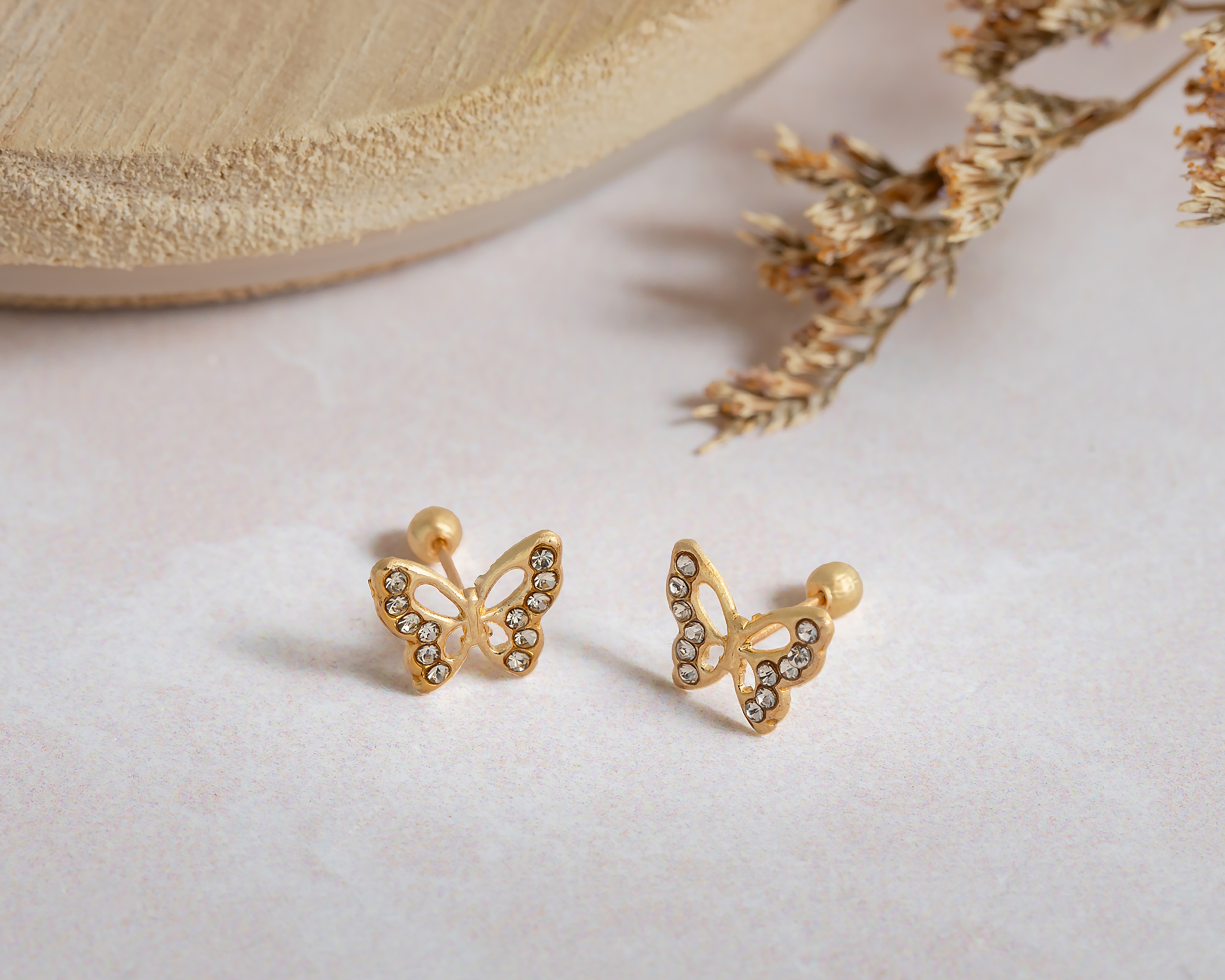Foto 5 pulgar | Foto 4 | Broqueles Mariposa de Oro 10K Sentimientos