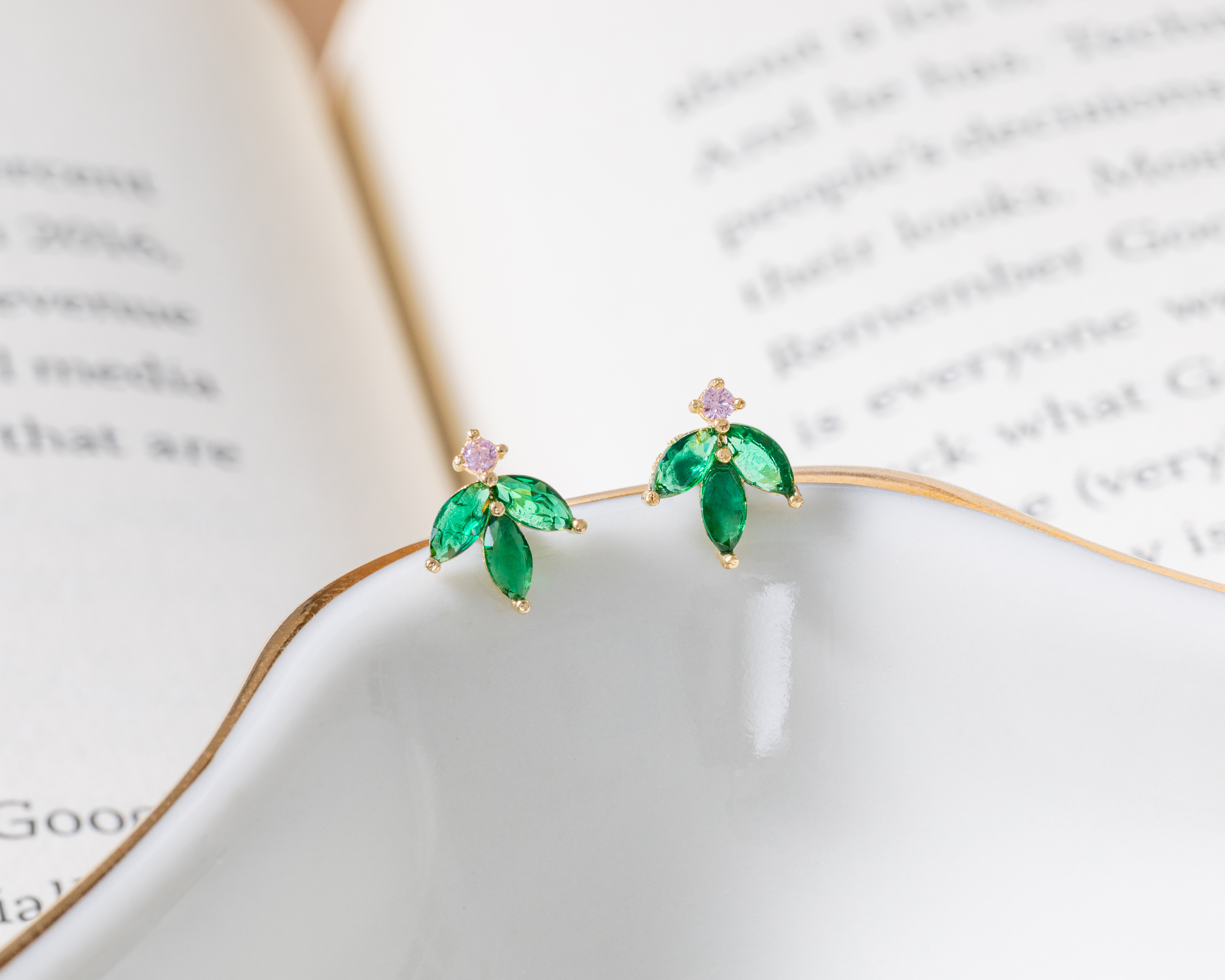 Foto 6 pulgar | Foto 5 | Broqueles de Oro 10K Sabelli