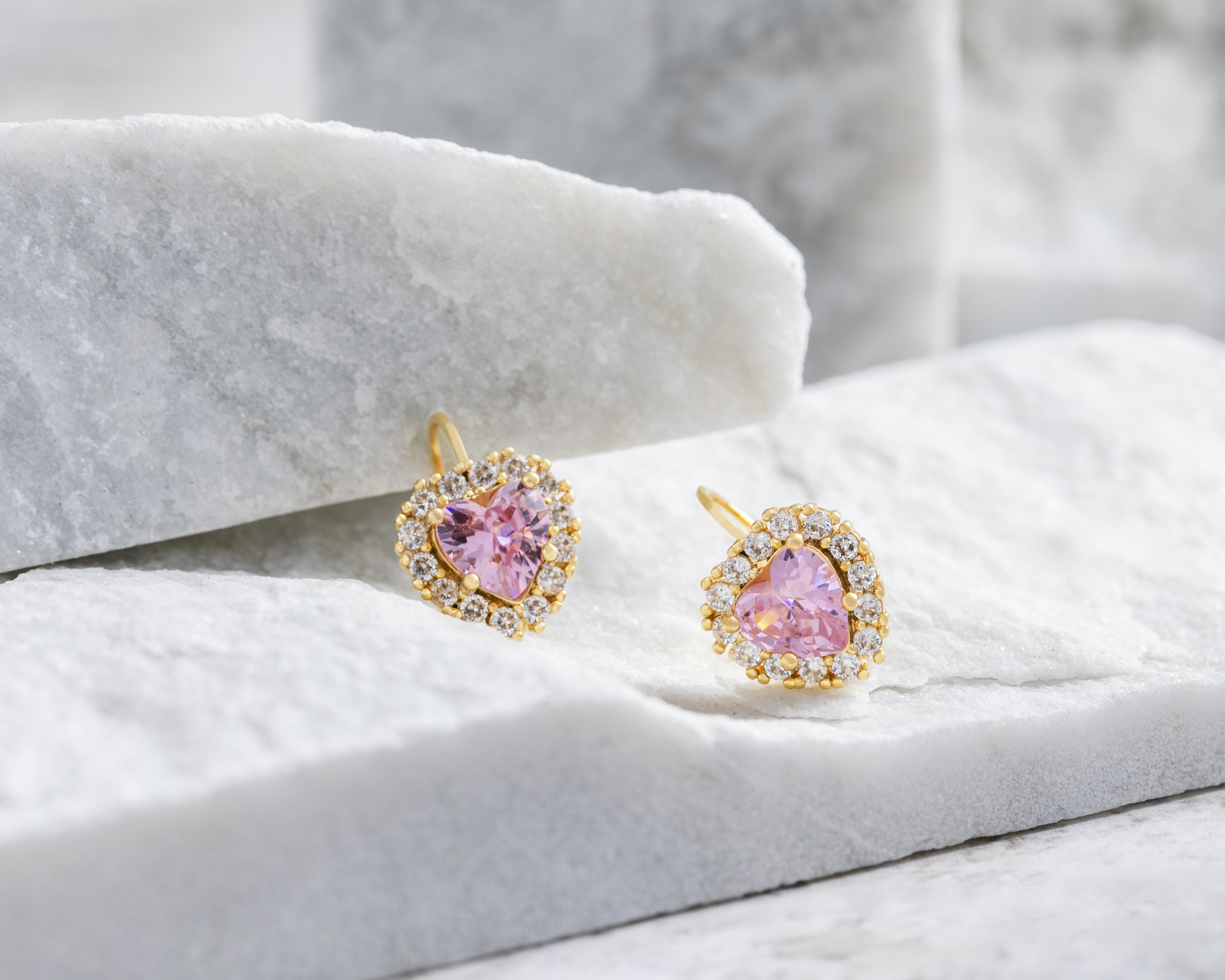 Foto 5 pulgar | Foto 4 | Aretes Chapa de Oro 18k Tique