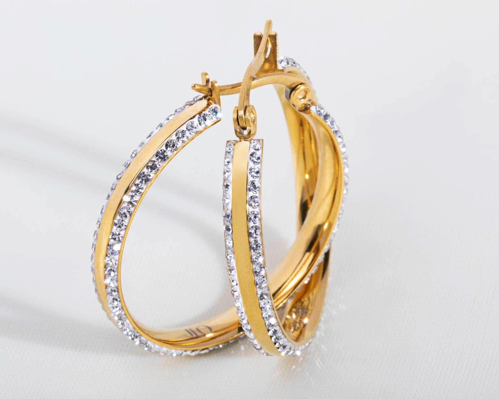 Foto 5 pulgar | Foto 4 | Aretes de Acero Inoxidable Jennifer Lopez