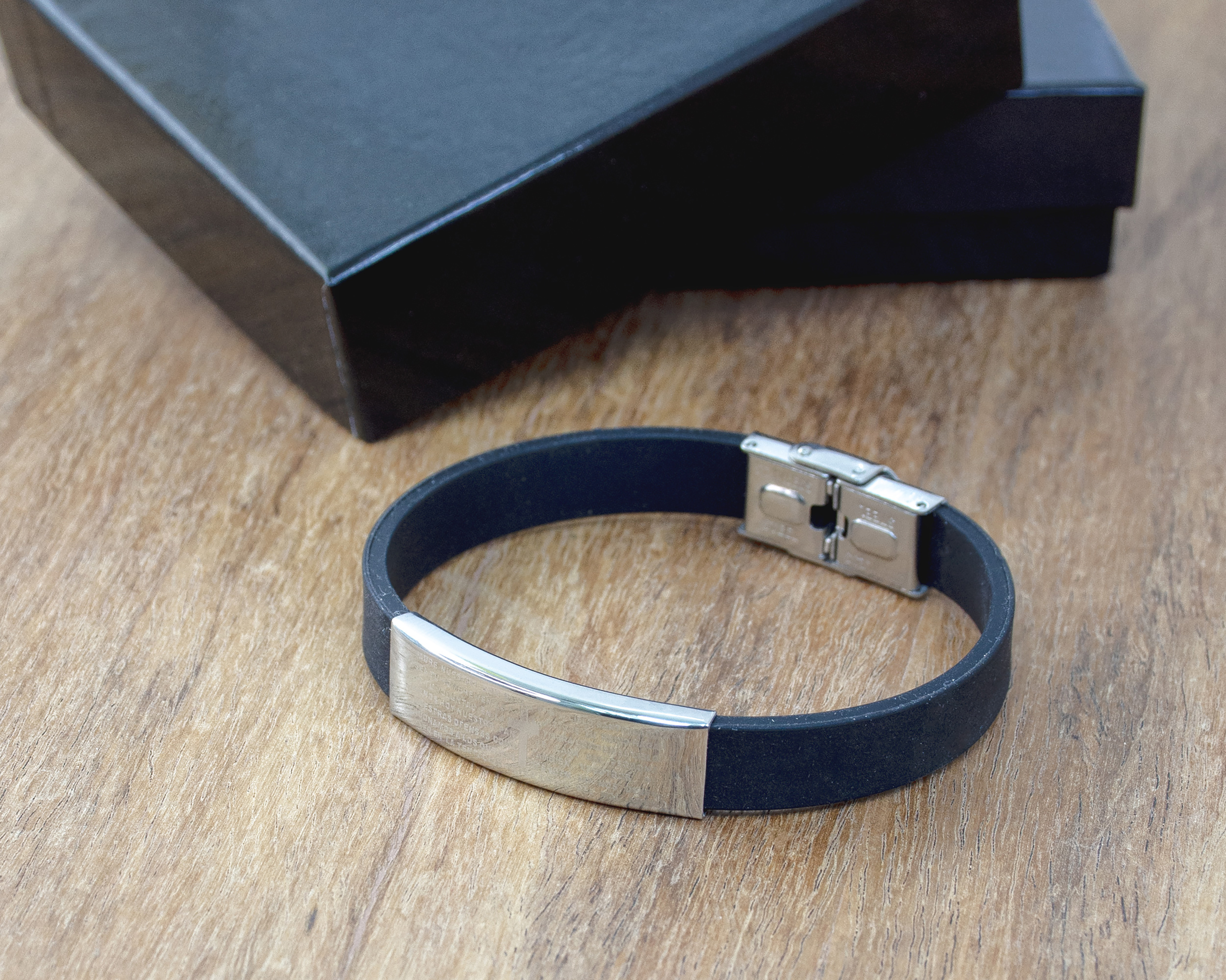 Foto 4 pulgar | Foto 3 | Pulsera de Caucho Acero NK