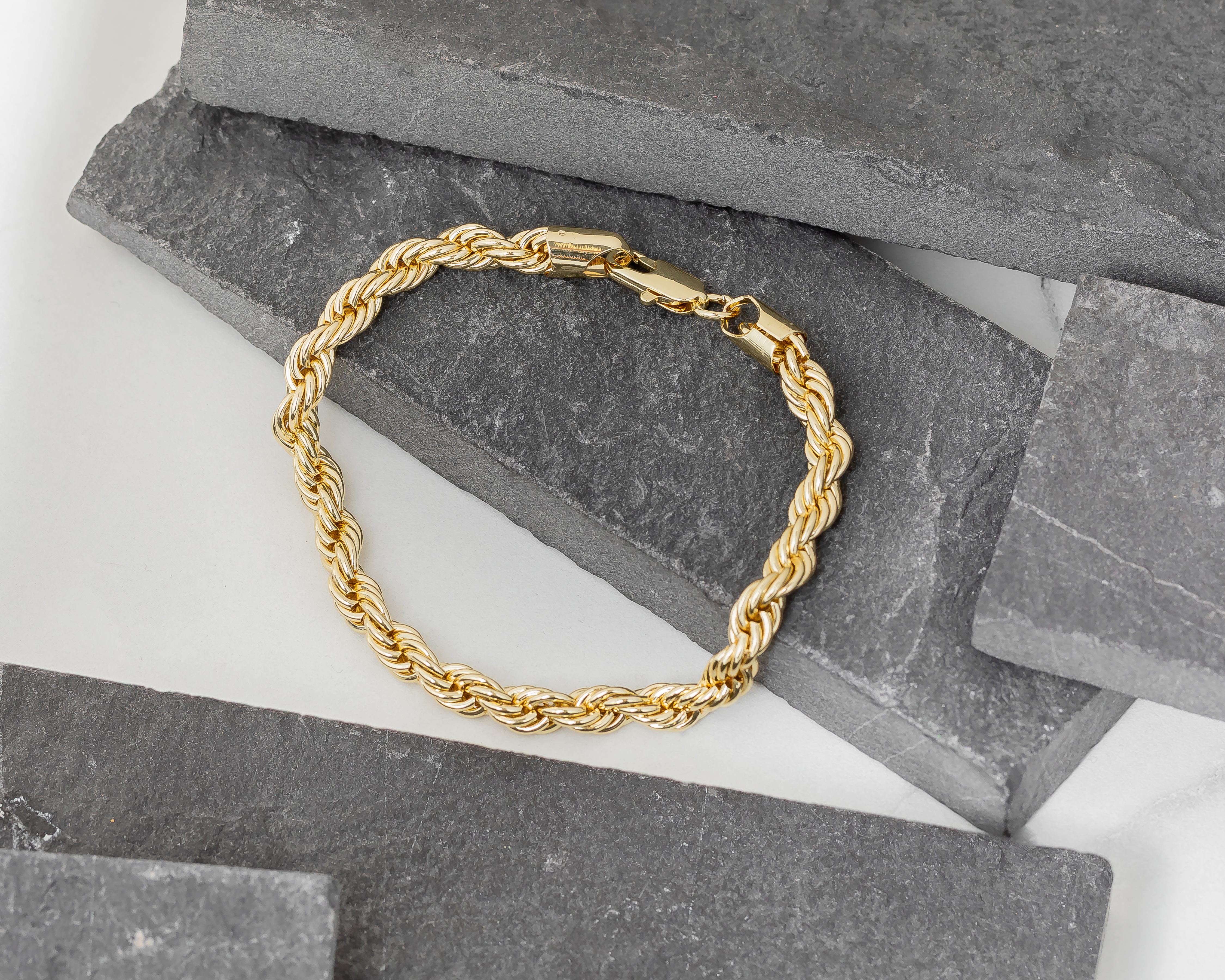 Foto 4 | Foto 4 | Pulsera de Chapa de Oro 18K Jennifer Lopez