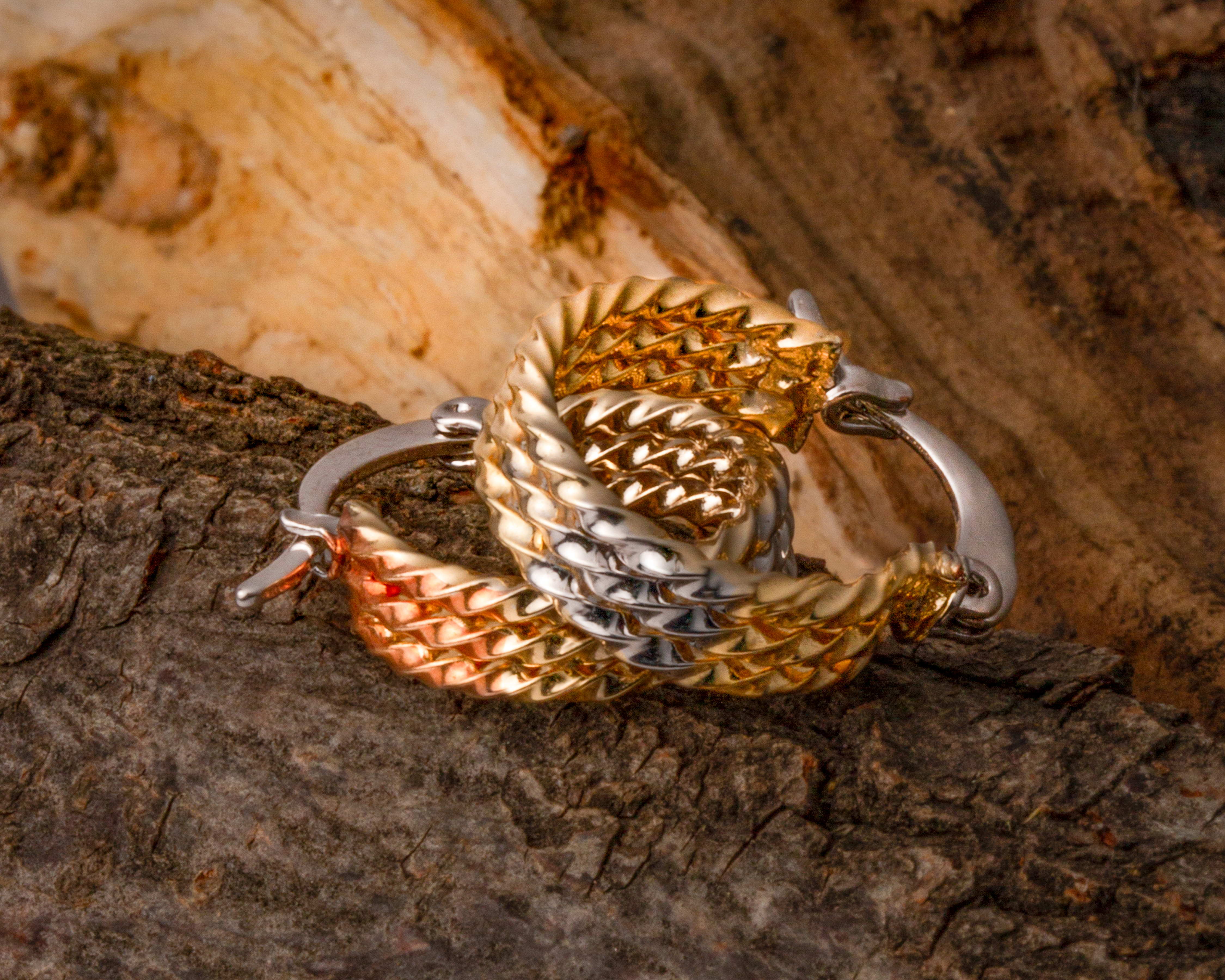 Foto 6 pulgar | Foto 5 | Arracadas de Chapa de Oro 18K Unlimited