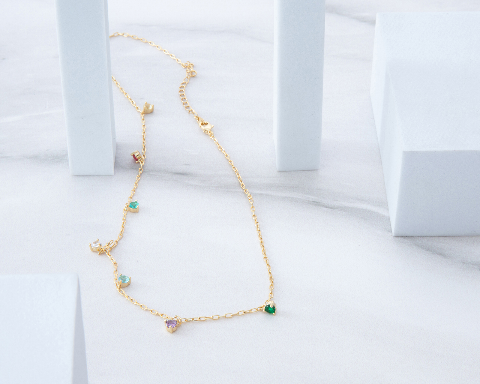 Foto 7 pulgar | Foto 6 | Collar de Chapa de Oro 18 K Girondela