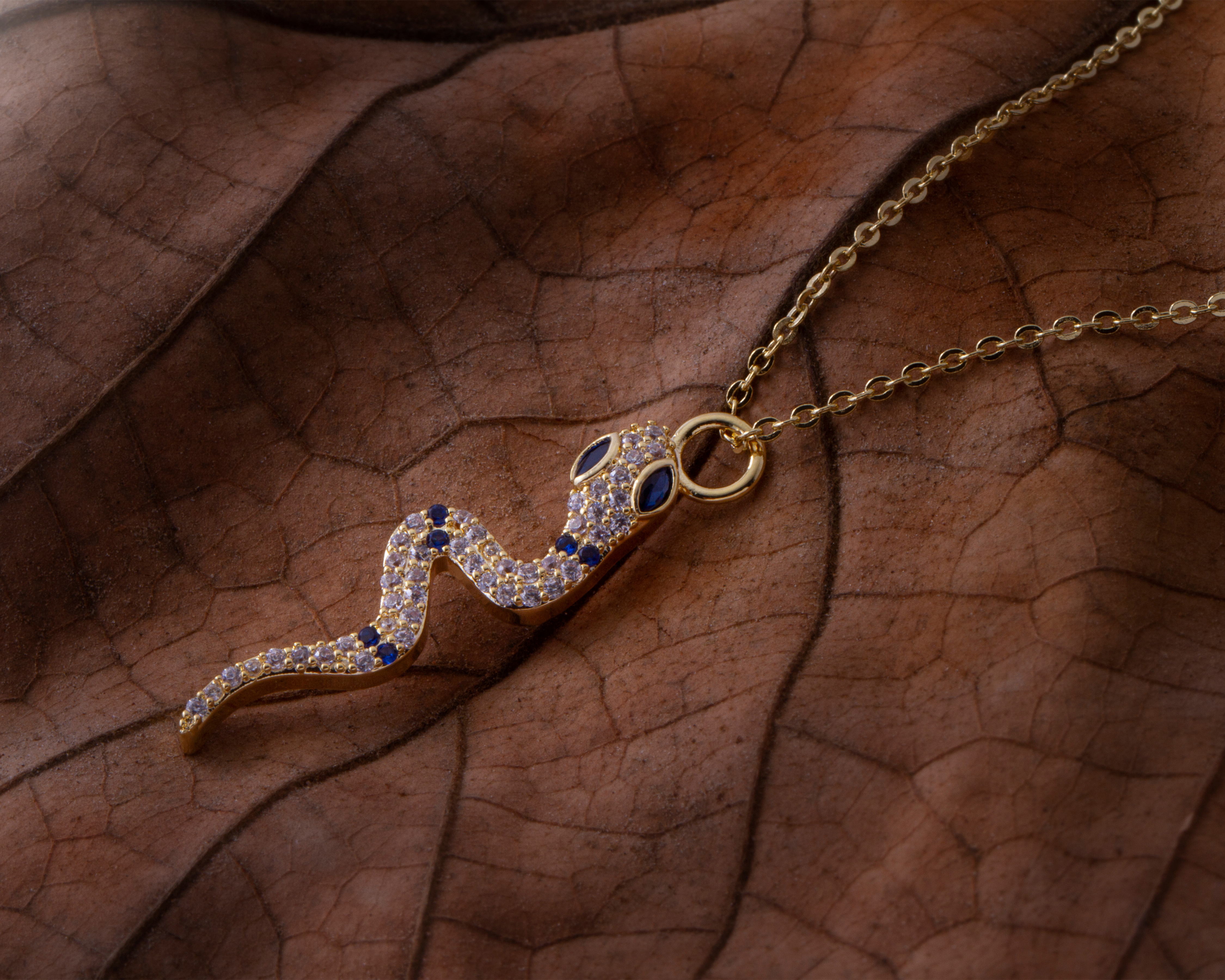 Foto 7 pulgar | Foto 6 | Collar de Chapa de Oro 18K Unlimited