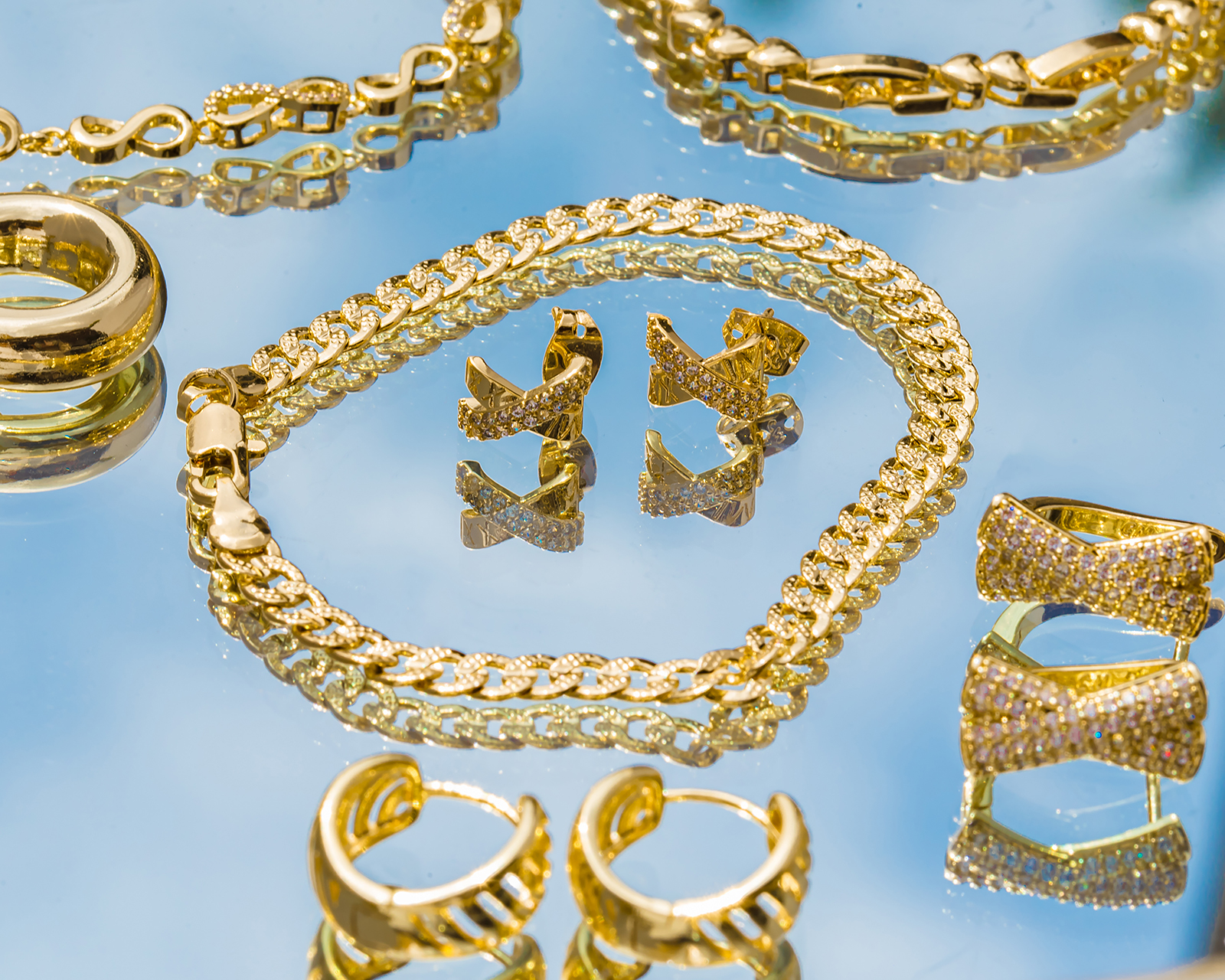 Foto 6 | Foto 6 | Aretes Chapa de Oro 18k Plafer