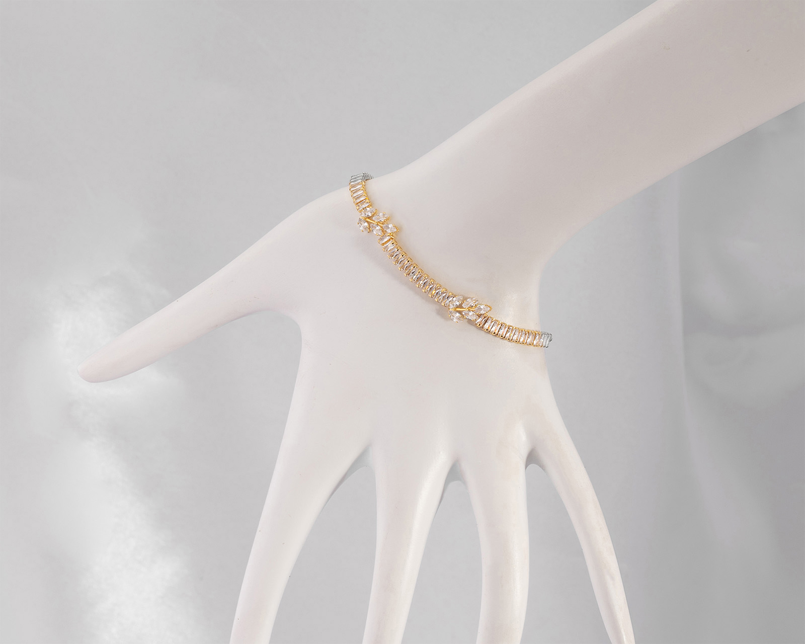 Foto 4 | Foto 4 | Pulsera Chapa de Oro 18k Unlimited