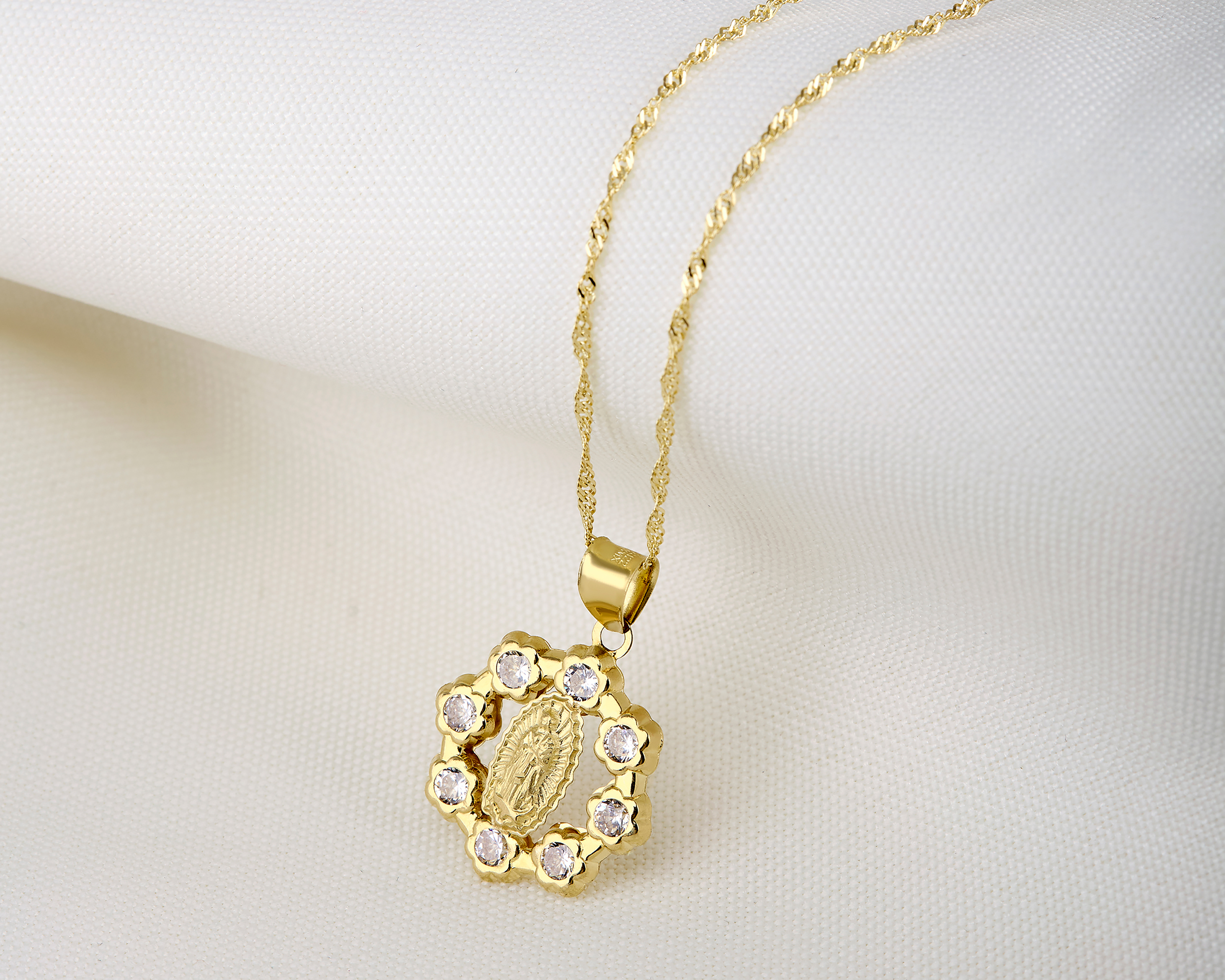 Foto 7 pulgar | Foto 6 | Collar de Oro 10K Sabelli