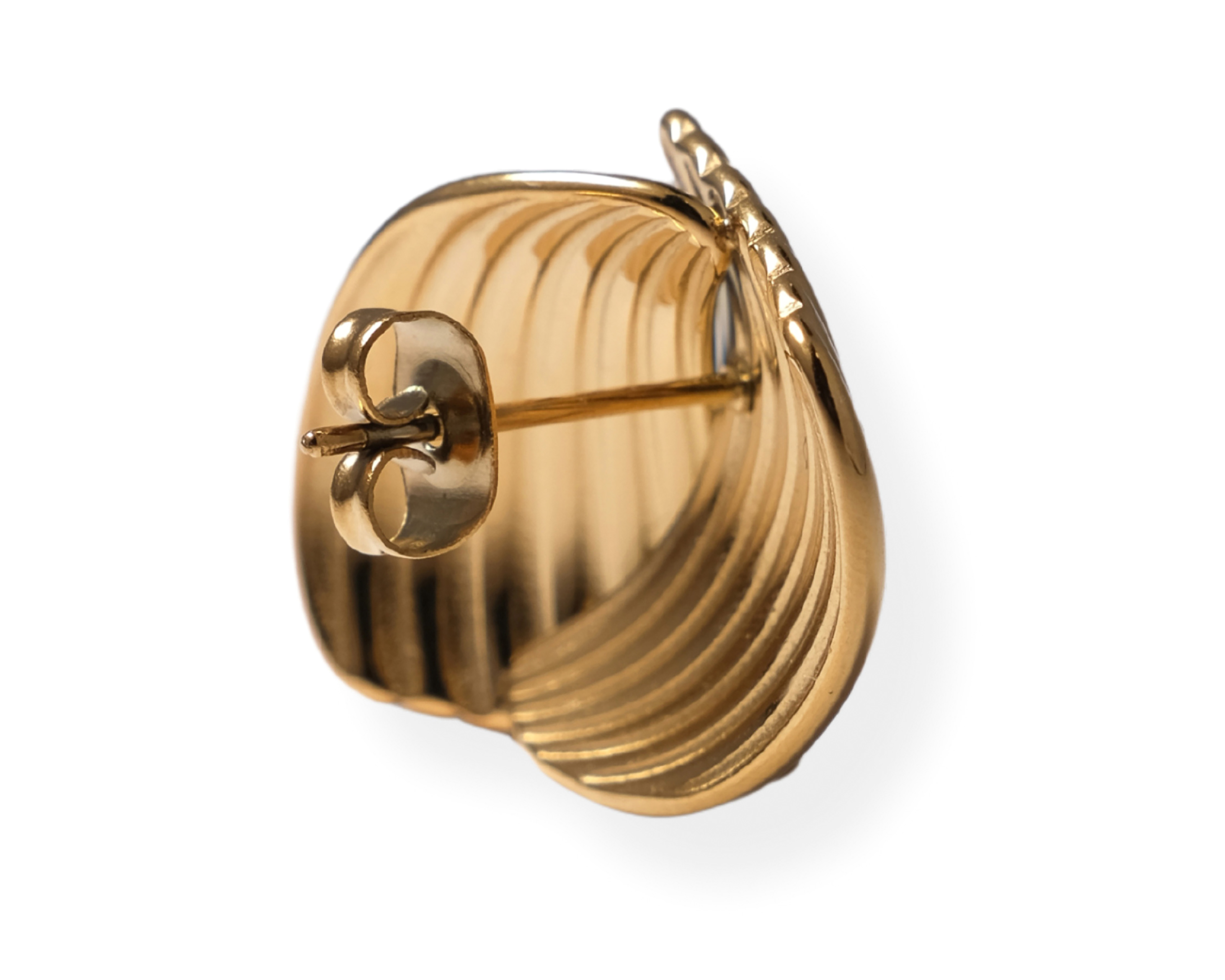 Foto 3 | Foto 3 | Aretes de Chapa de Oro 18K Girondela