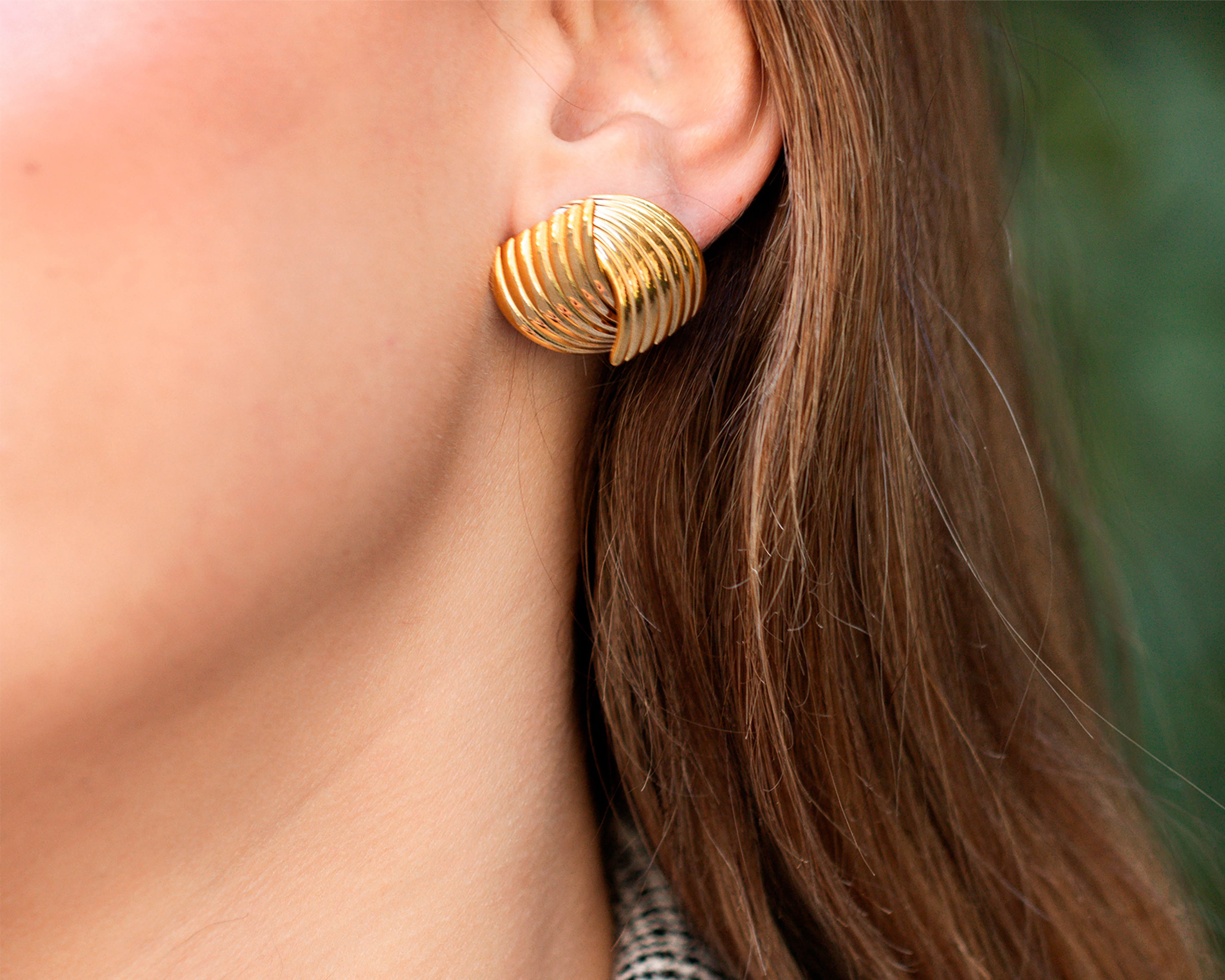 Foto 4 | Foto 4 | Aretes de Chapa de Oro 18K Girondela